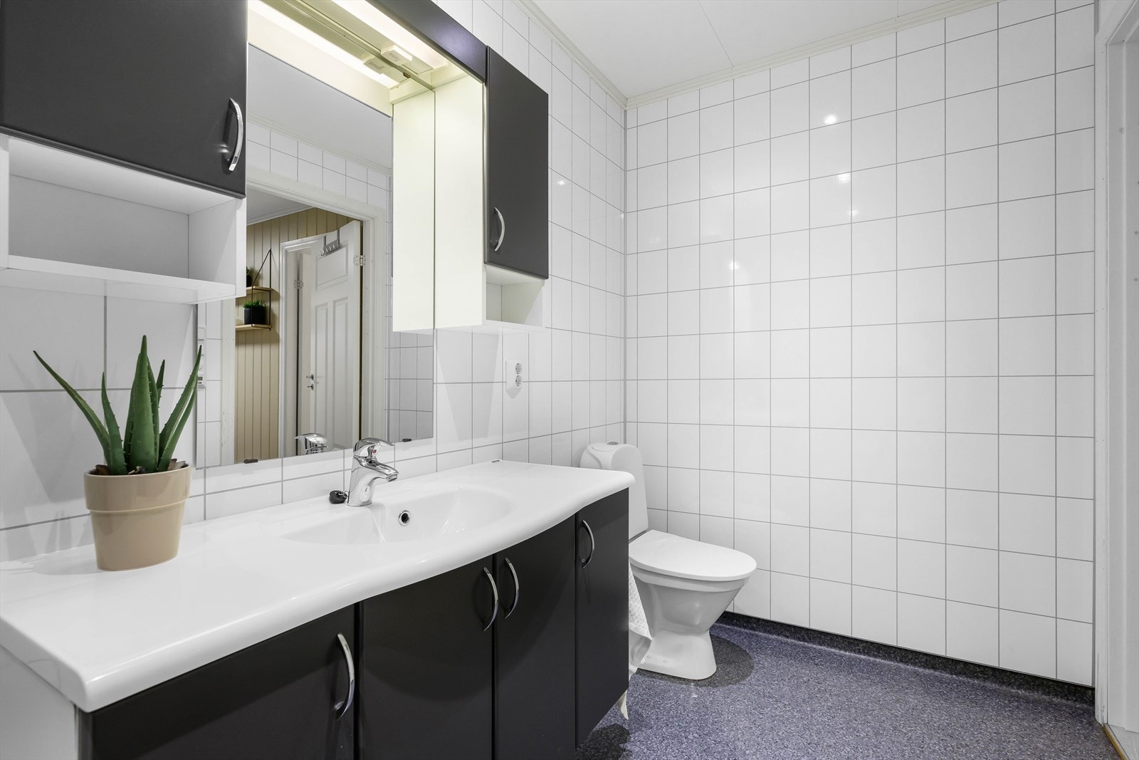 Pent bad med varmekabler Galleribilde