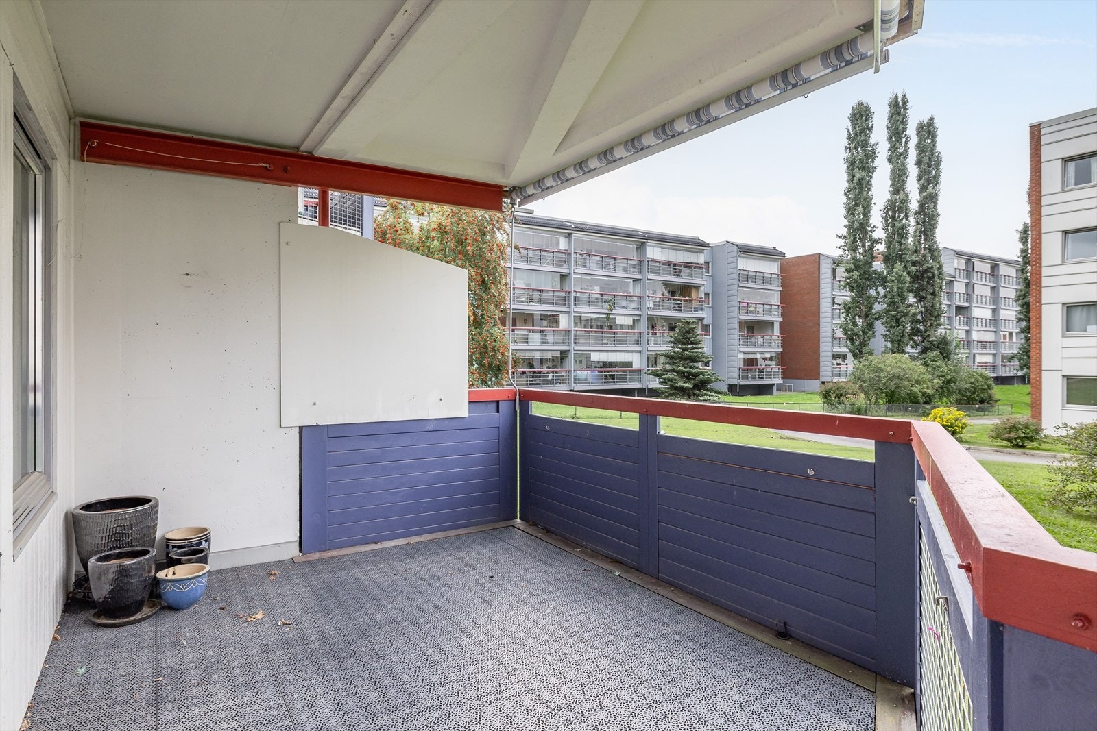 Fra stuen har du utgang til en stor sydvendt balkong på 11m². Galleribilde