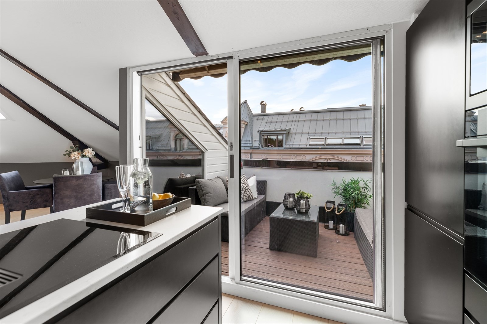 Flott, privat terrasse på ca. 7 kvm. Galleribilde