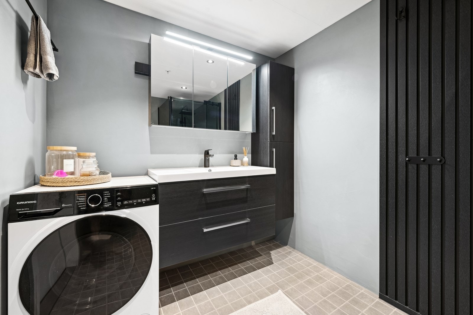 I tillegg er det opplegg for både vaskemaskin og tørketrommel. Galleribilde