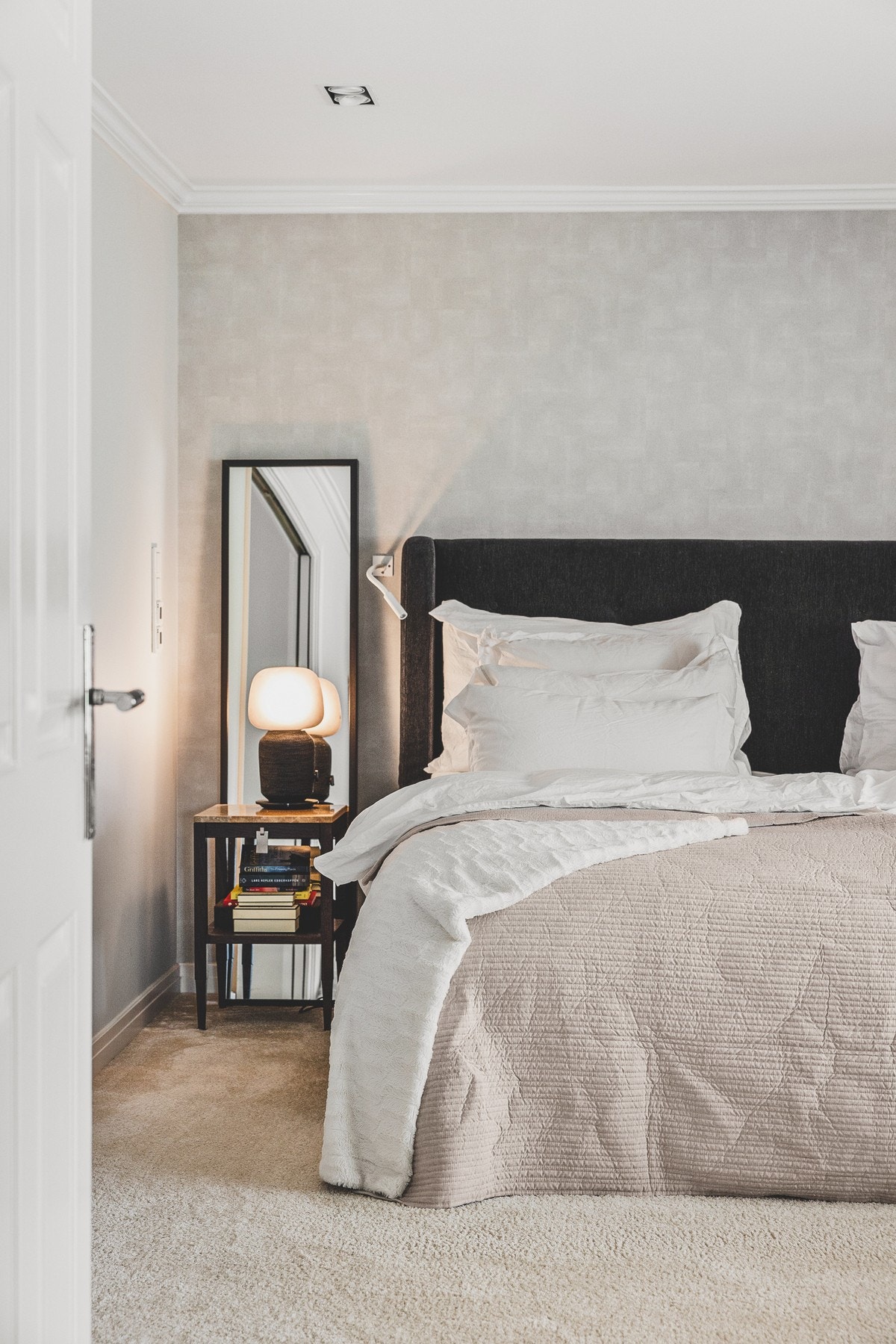 Inngang til masteravdeling i boligens 1.etasje Galleribilde