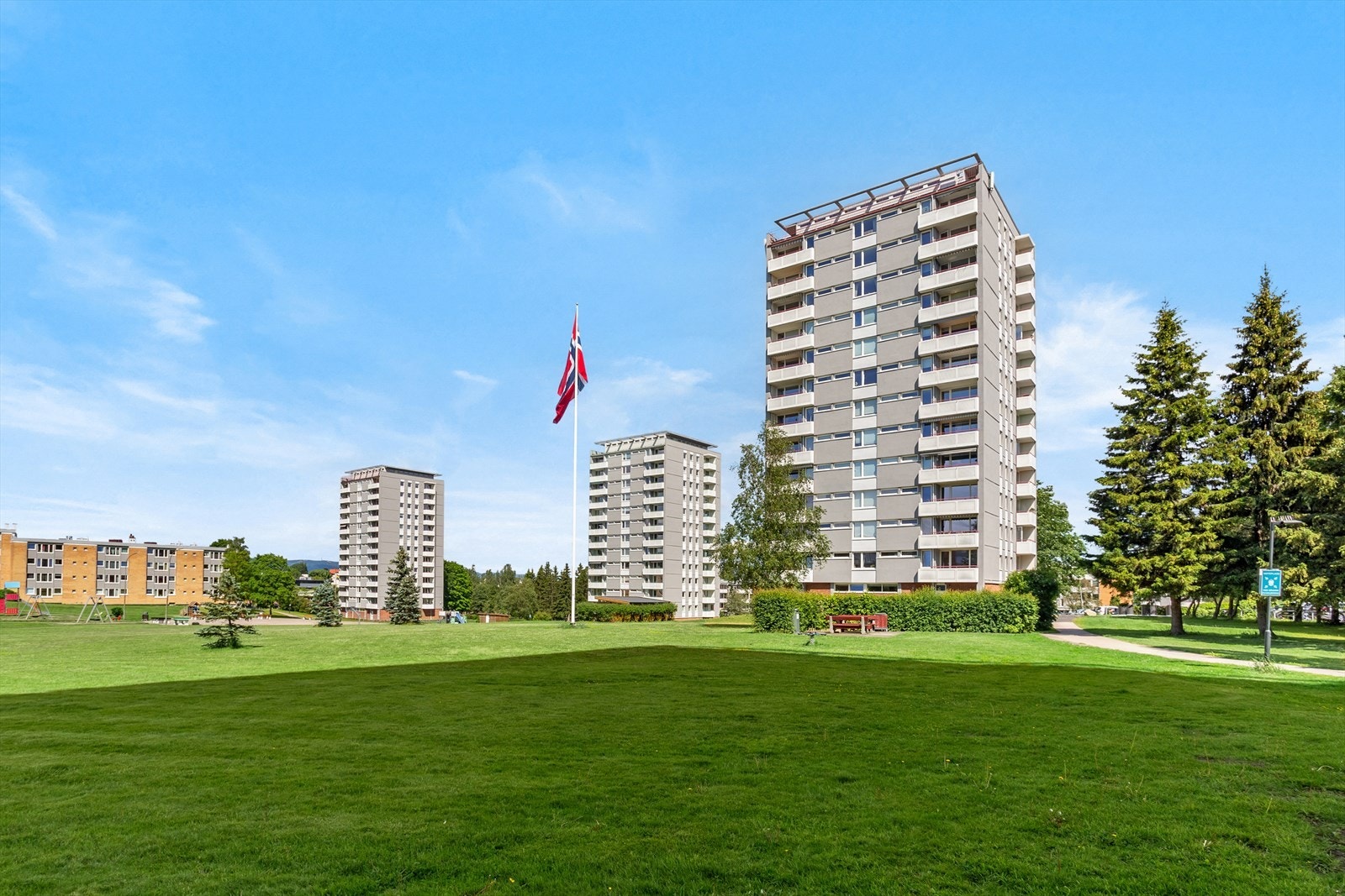 Borettslaget består av 502 andelsleiligheter. Galleribilde