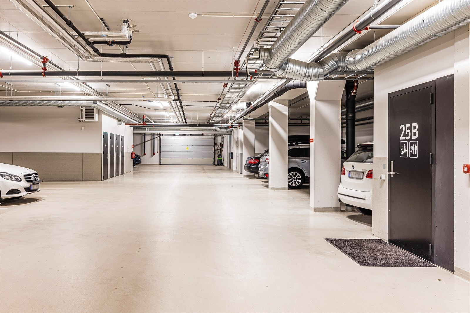 1226-3-1_07934.jpg Galleribilde