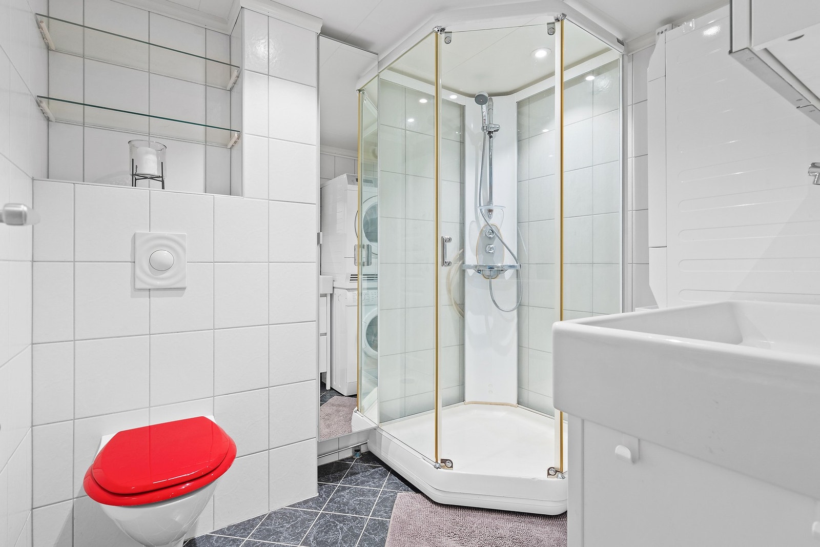 Fliselagt baderom Galleribilde