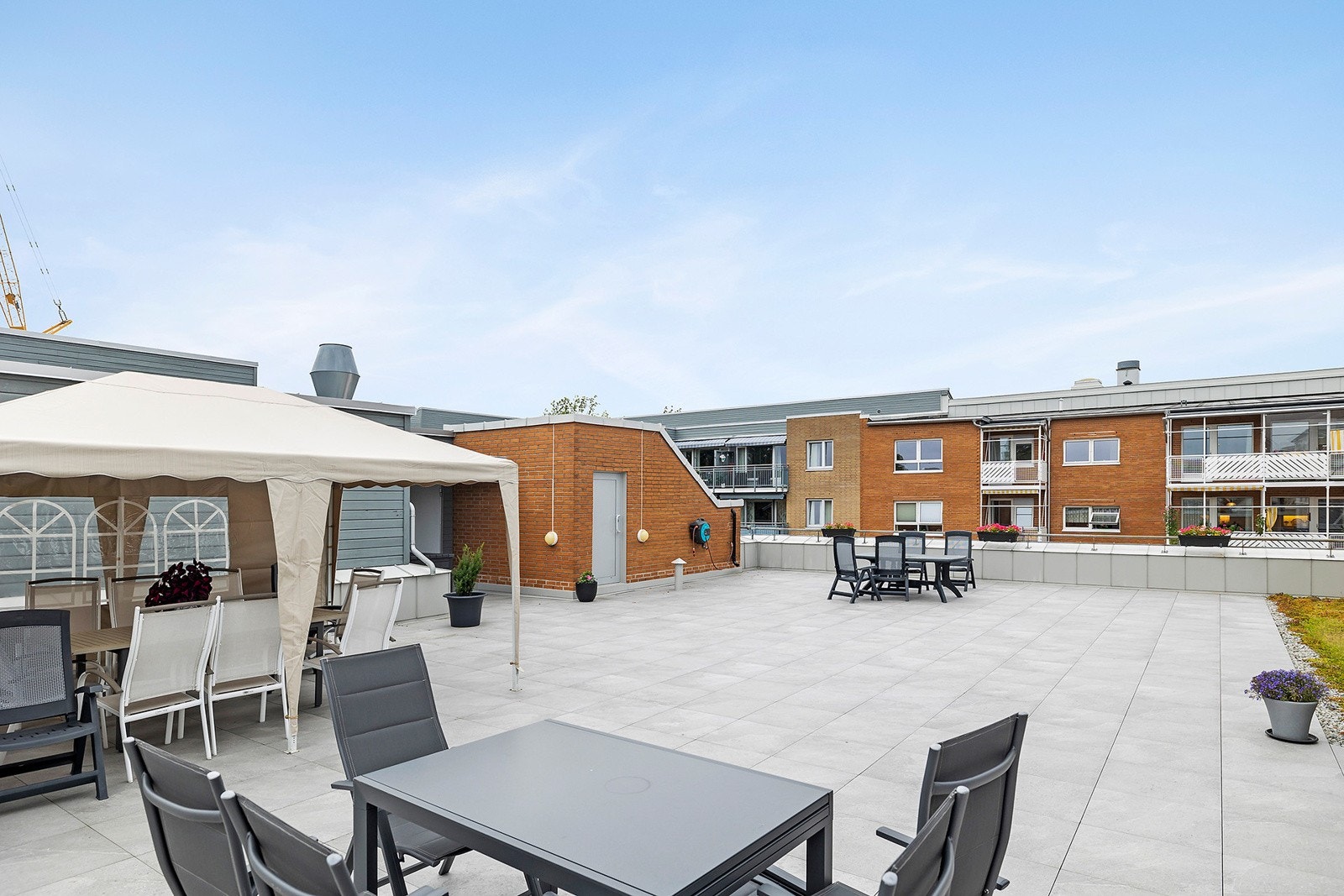 Takterrasse for felles benyttelse Galleribilde