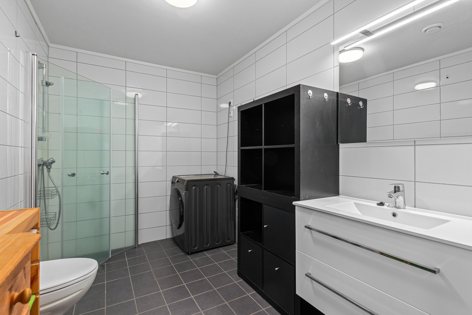 Romslig bad. Galleribilde