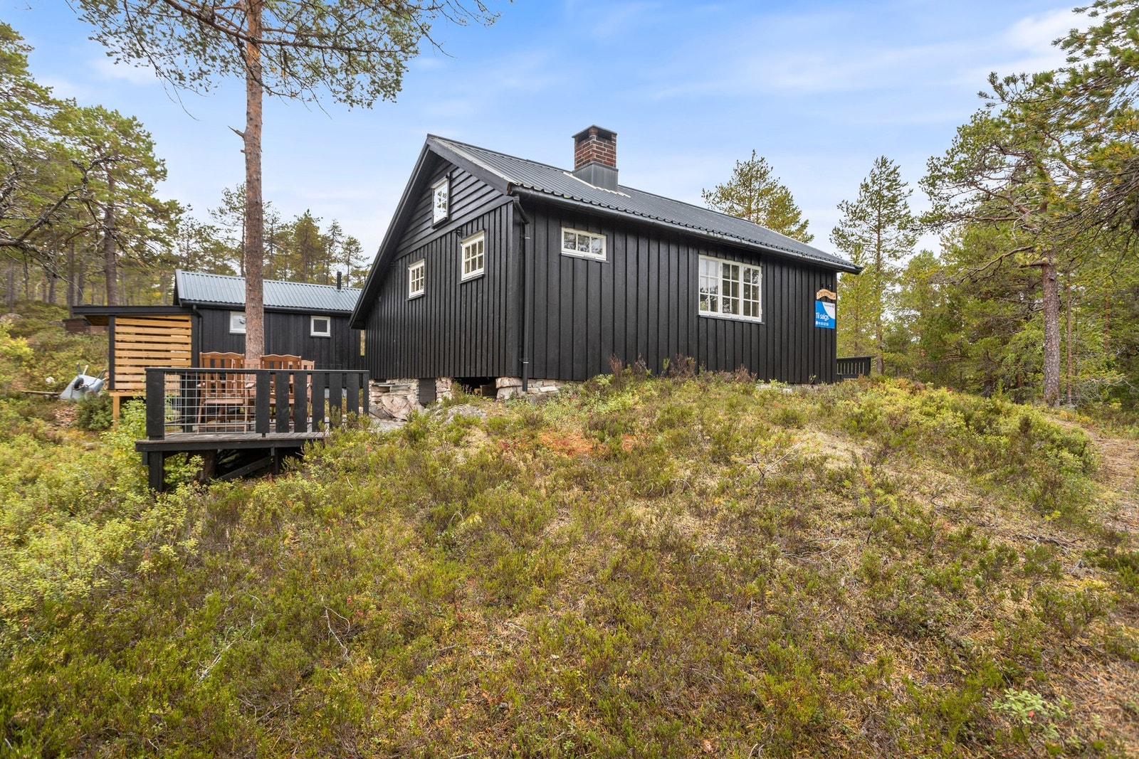 I 2021 ble utvendige fasader malt. Galleribilde