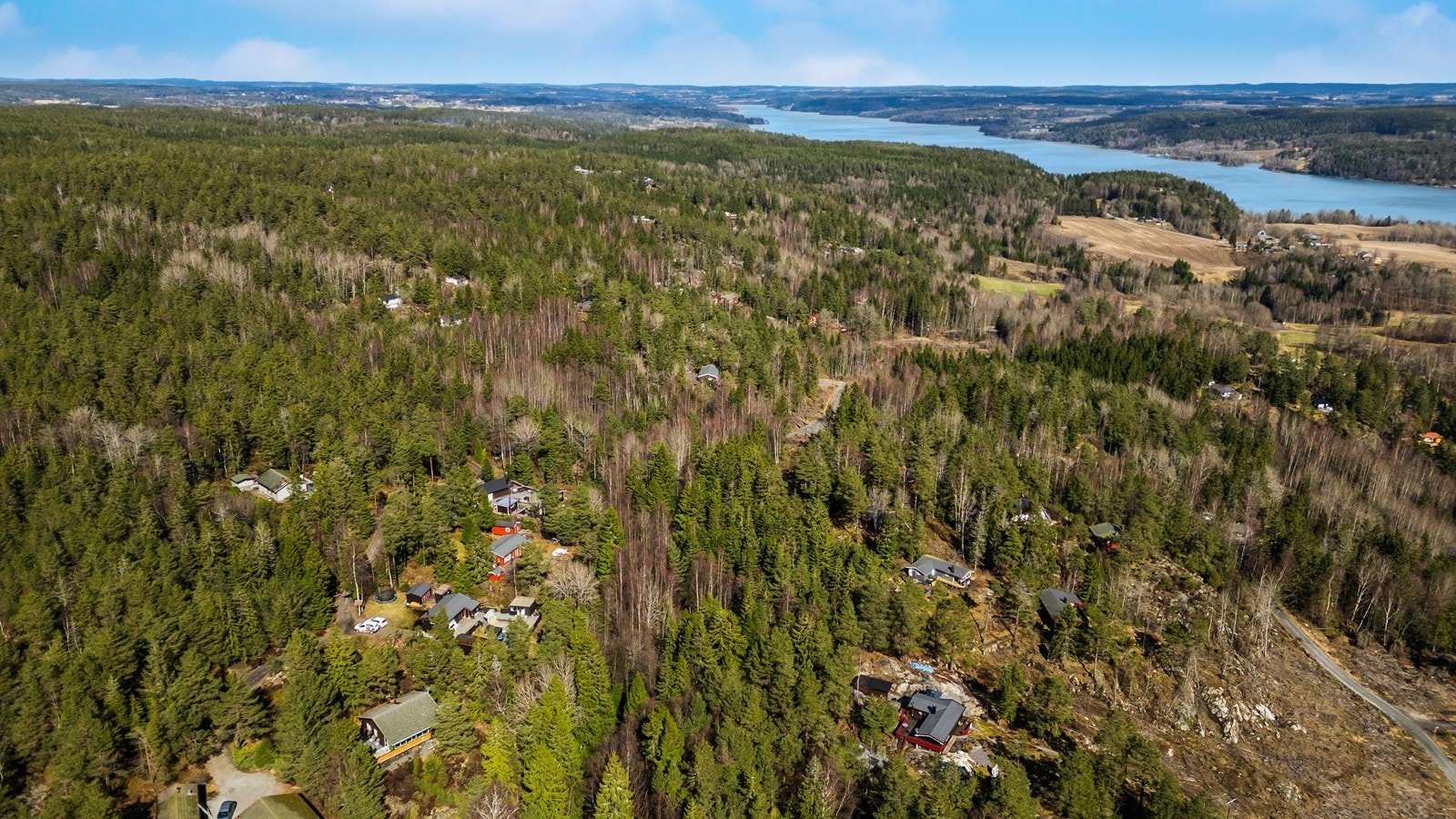 Høydefoto over hytteområdet. Skaar hyttefelt. Galleribilde