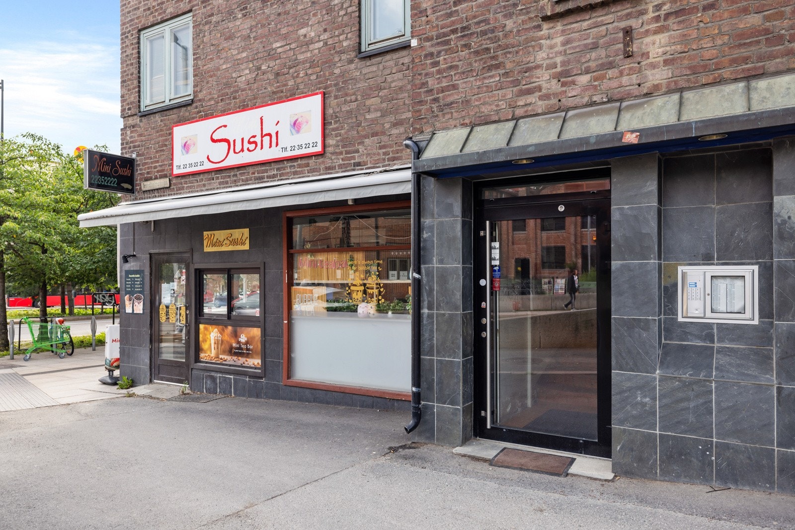 I nærområdet finner du flere spisesteder og barer. Galleribilde