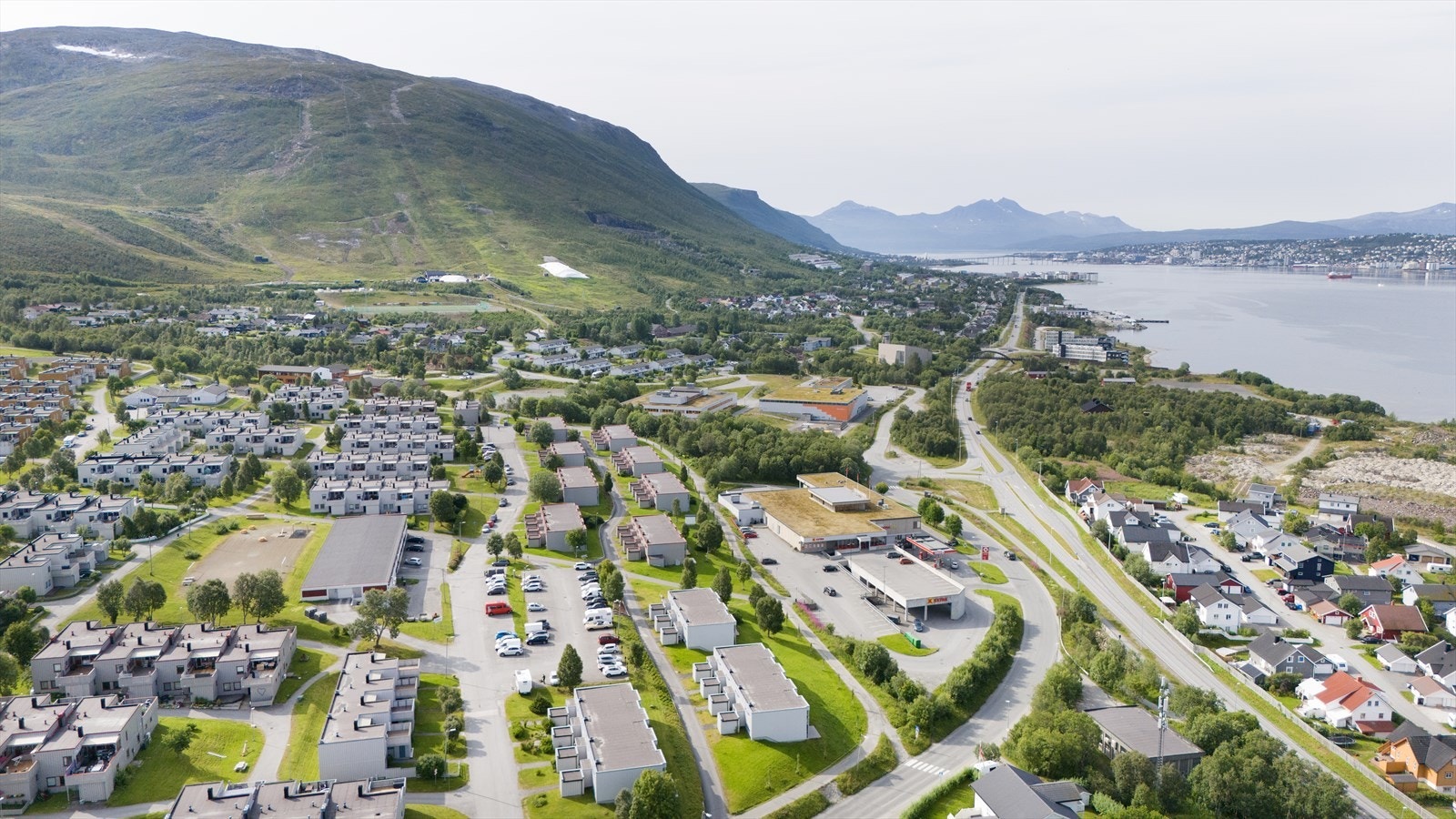 Nærhet til flott natur, skiløyper og Tromsø Alpinanlegg. Galleribilde