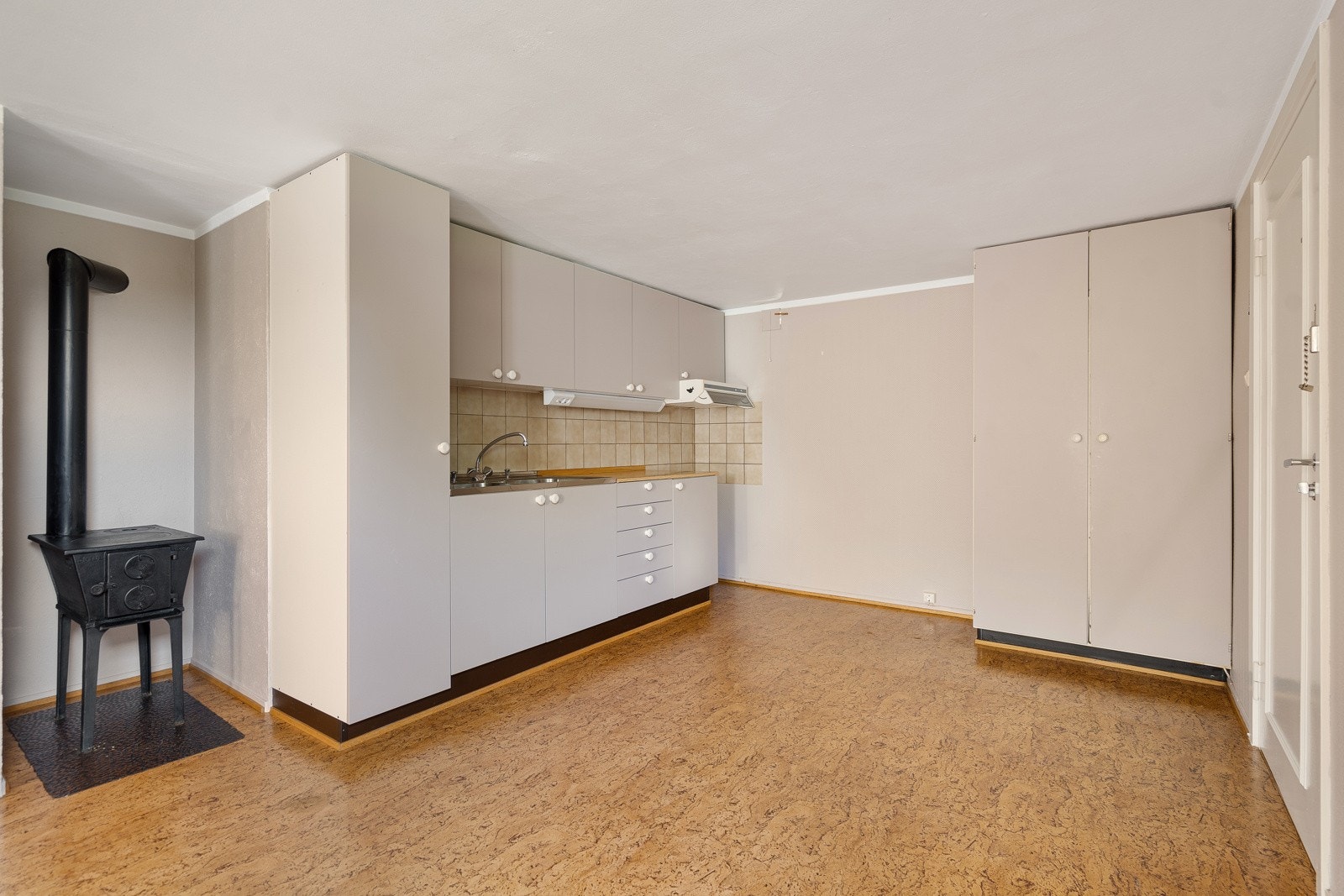 Innredet rom i kjelelren Galleribilde