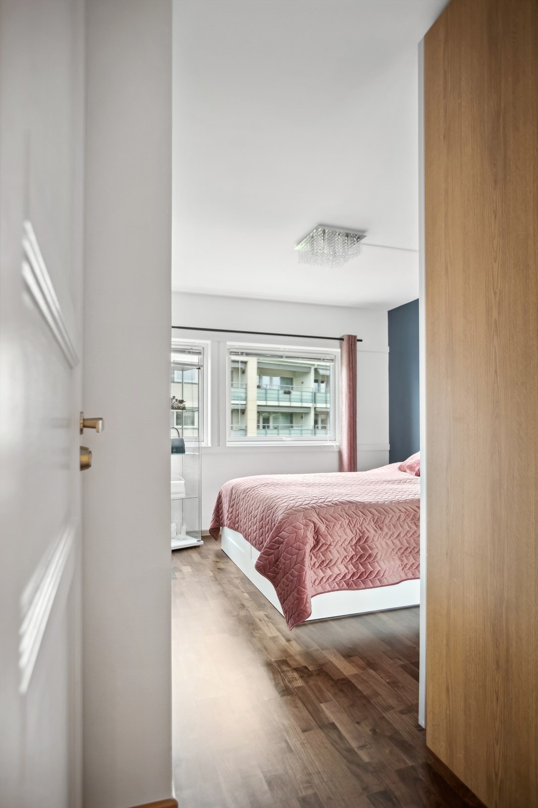Boligen har til sammen tre soverom. Galleribilde