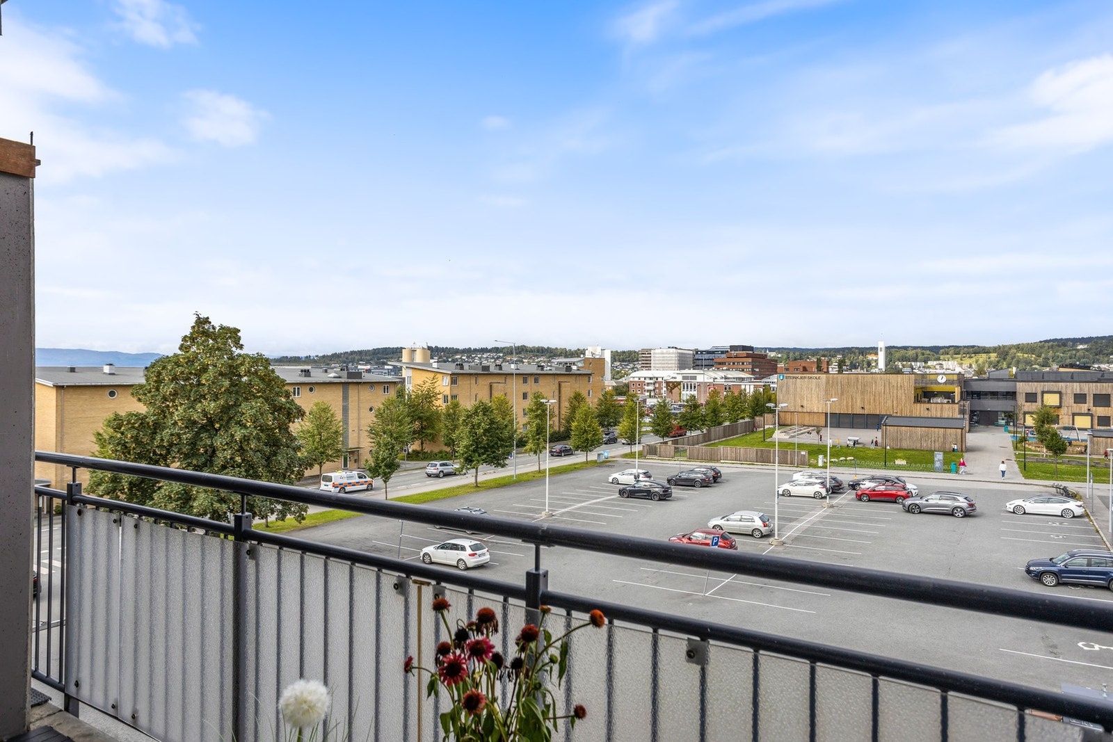 Utsikt fra balkong Galleribilde