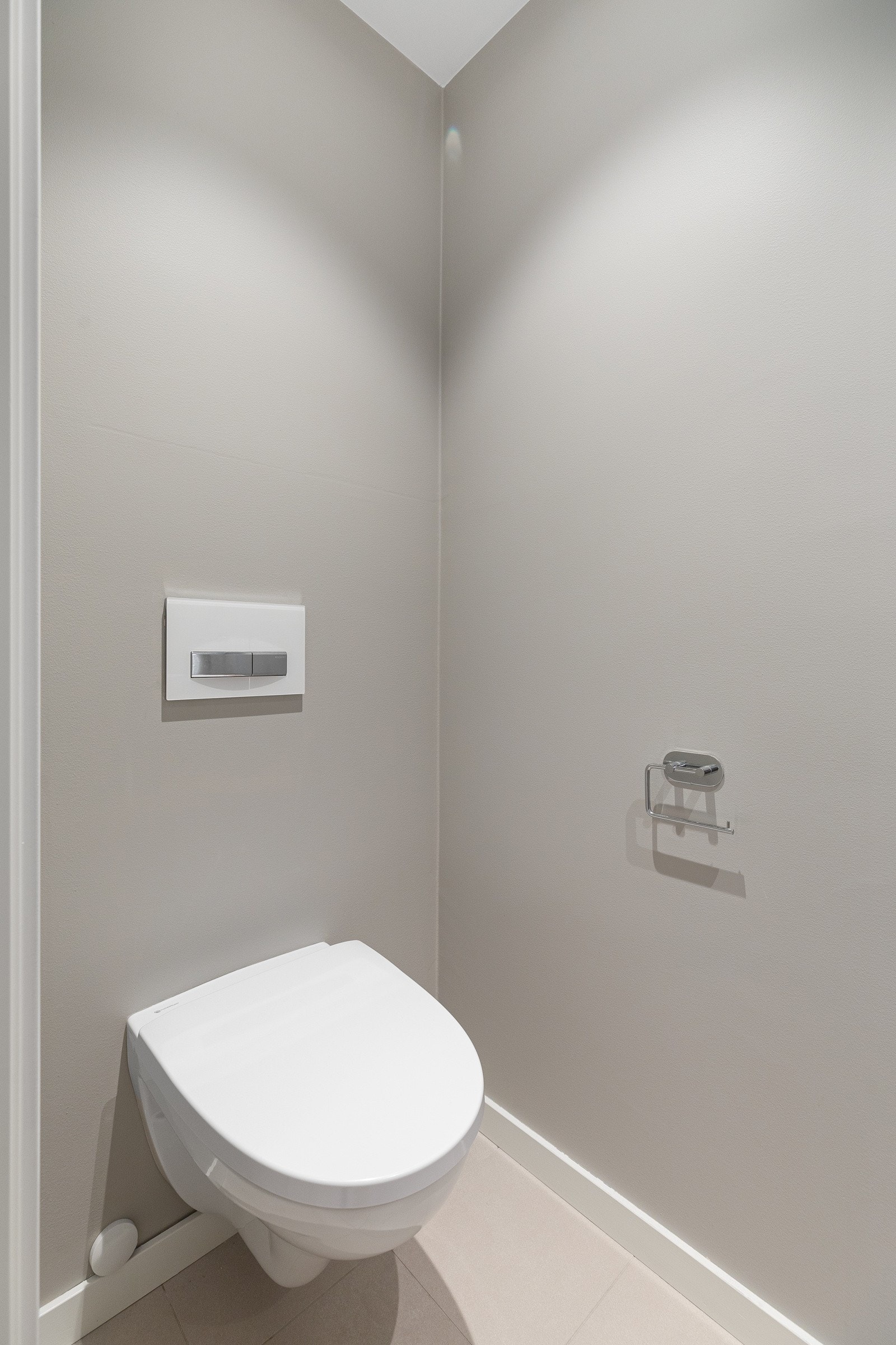 Wc-rom med adkomst fra entré/gang Galleribilde