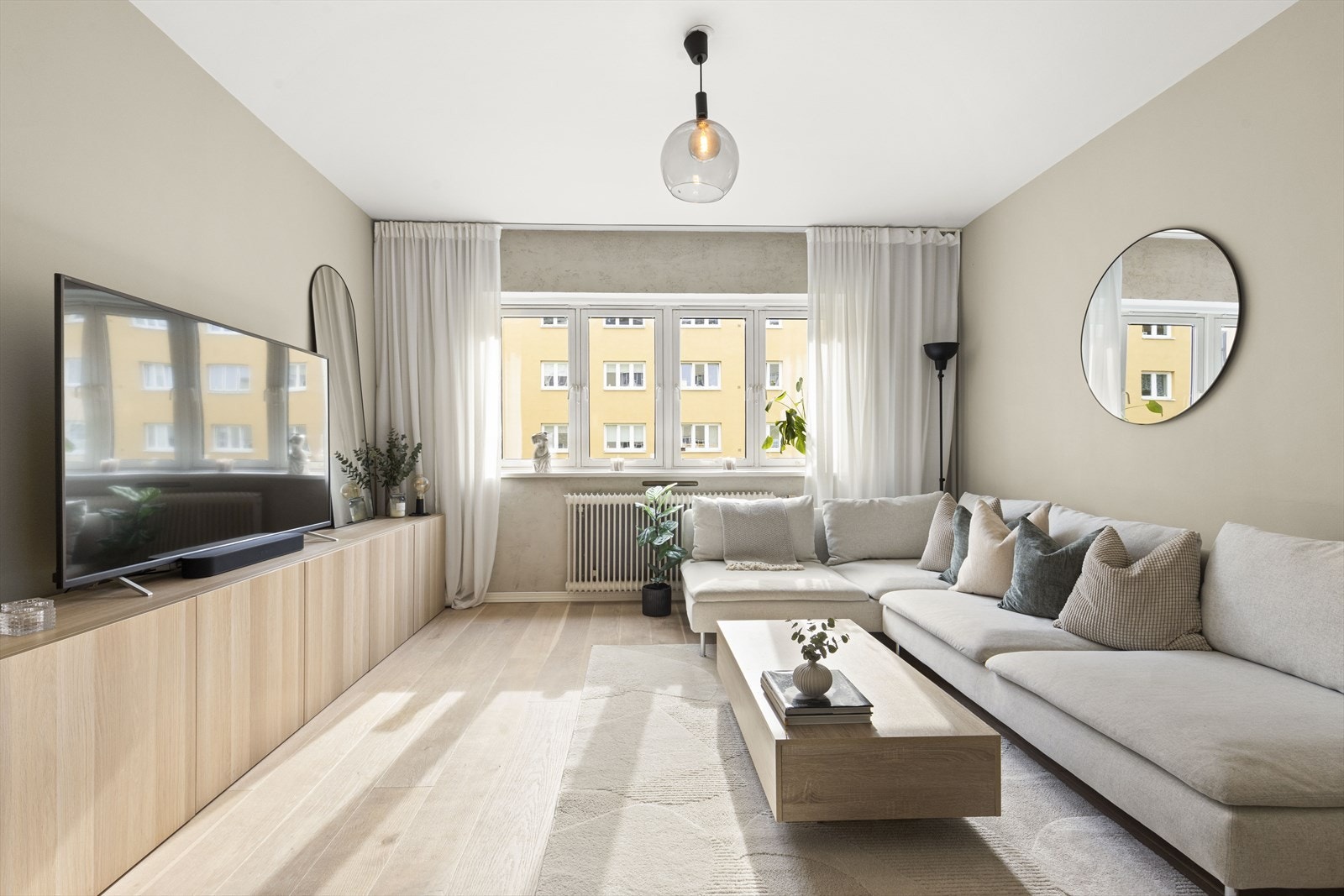 Lys og innbydende 2-roms andelsleilighet beliggende i et attraktivt boligområde på Sinsen. Galleribilde