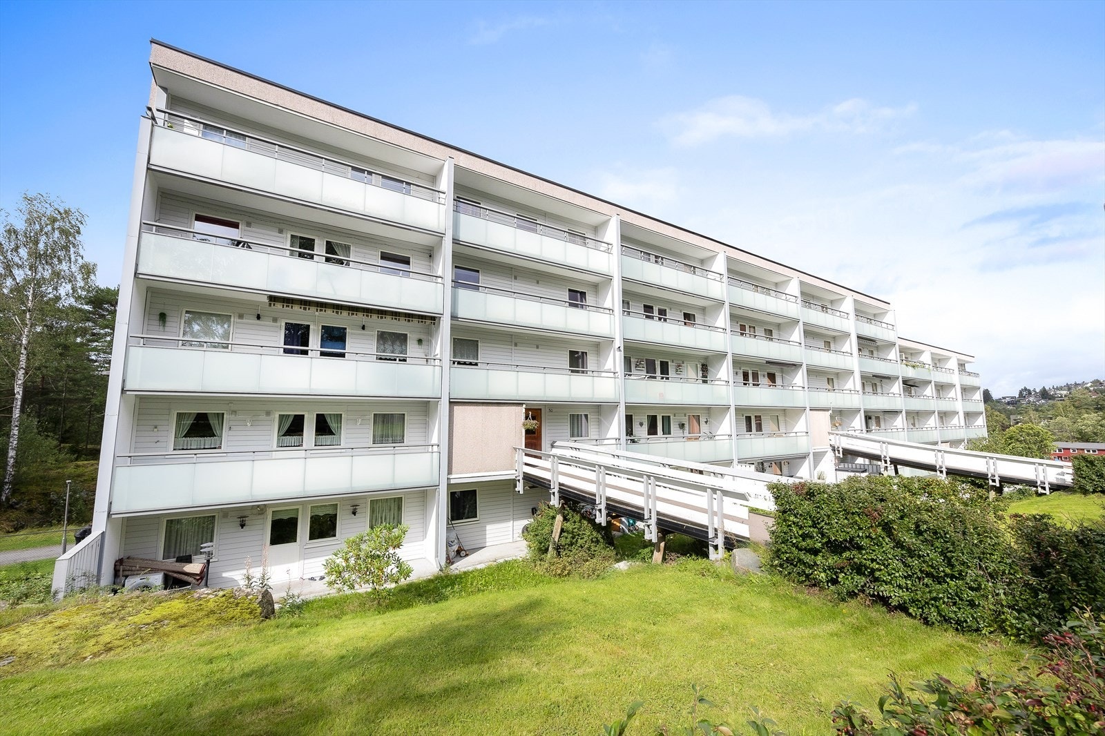 Kombinasjonen av fredelige, grønne omgivelser i et samtidig sentralt bomiljø gjør Vestli til et populært sted å bosette seg Galleribilde