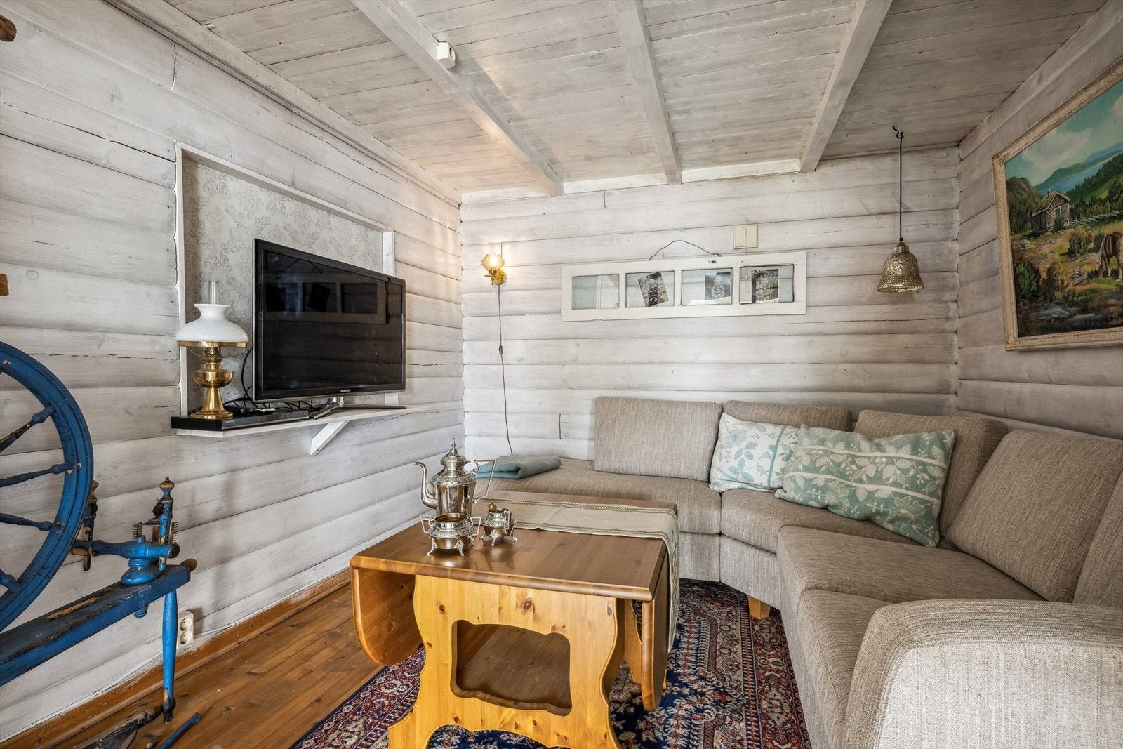 Det er god plass til sjeselong og salongbord Galleribilde