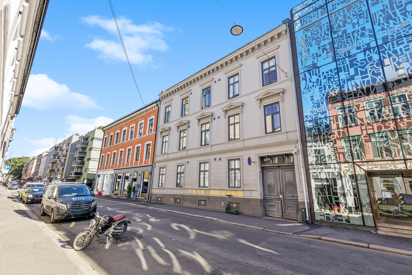 Fasade. Galleribilde