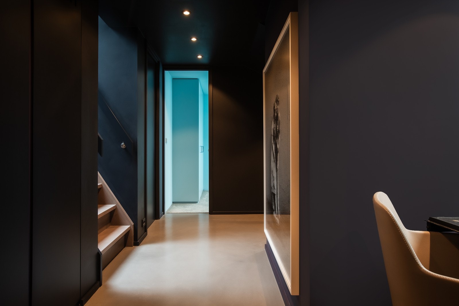 Hall mot soverom 3 og bad 2. Galleribilde