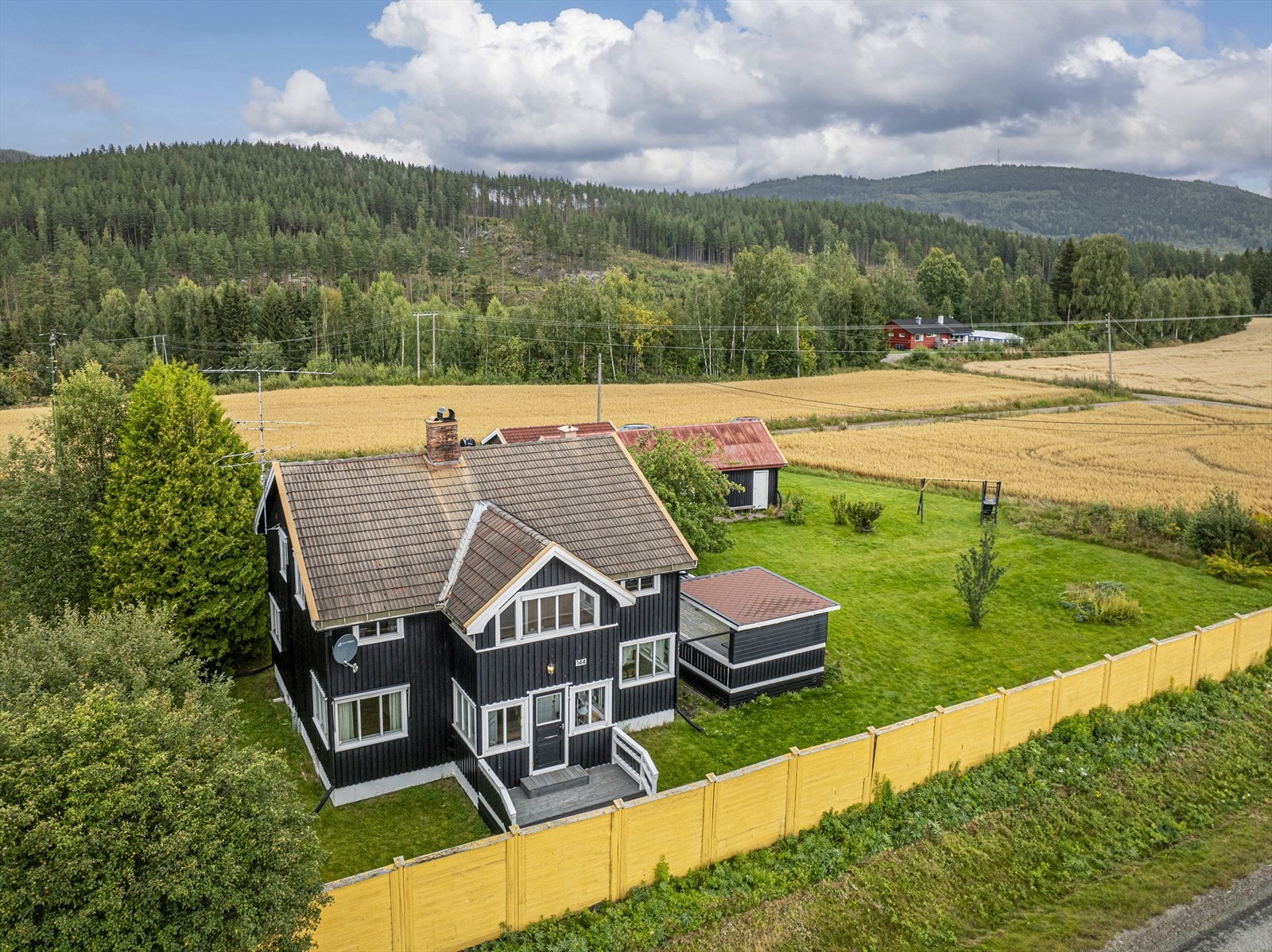 Velkommen til Solørvegen 144, presentert av Thomas Tangen Eiendomsmegler MNEF! Galleribilde