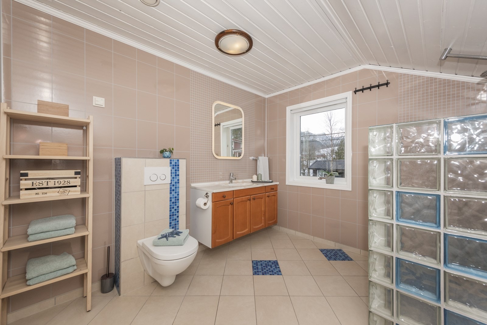 01Fasade_36.jpg Galleribilde