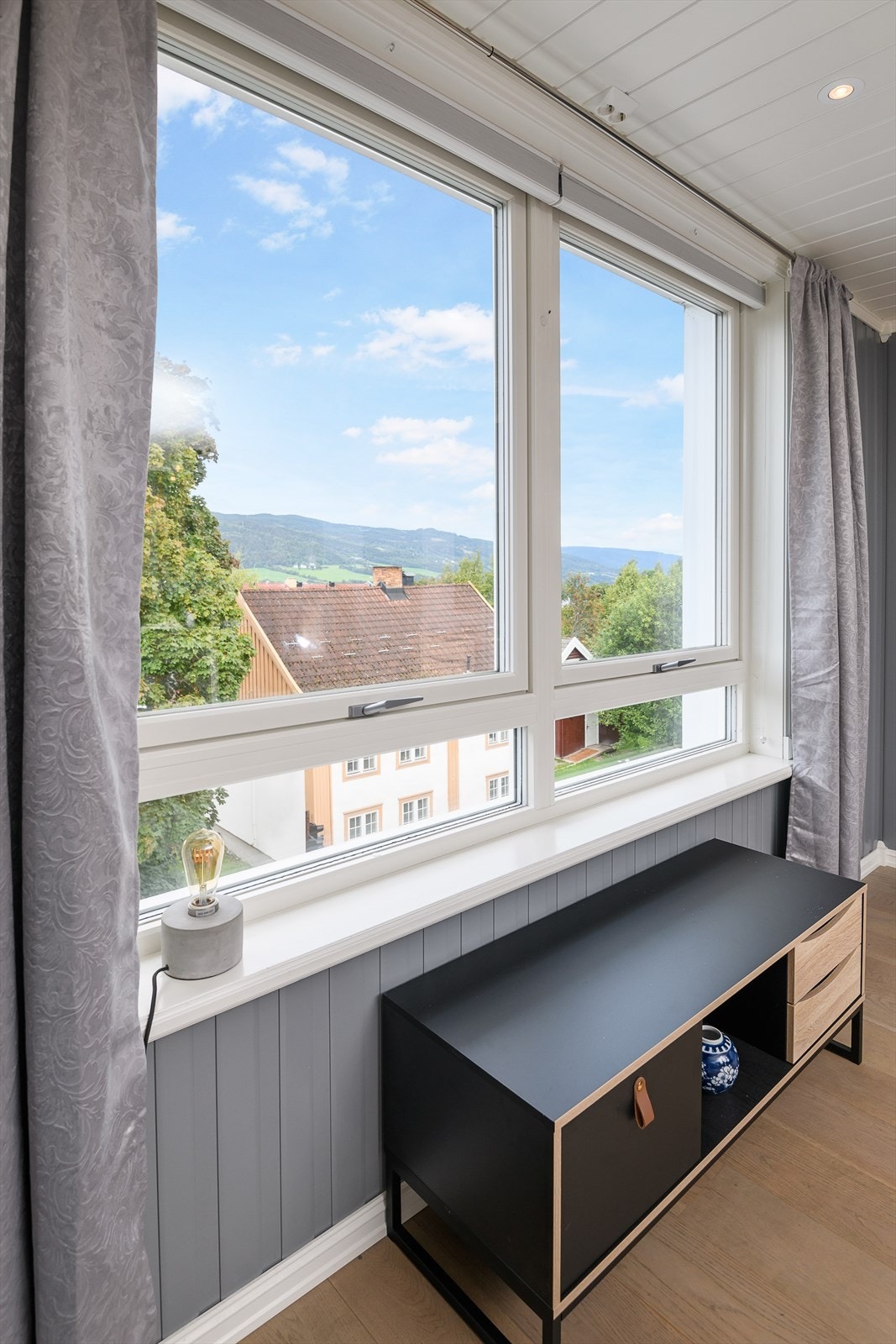 Borettslaget skiftet vinduer i 2016. Galleribilde