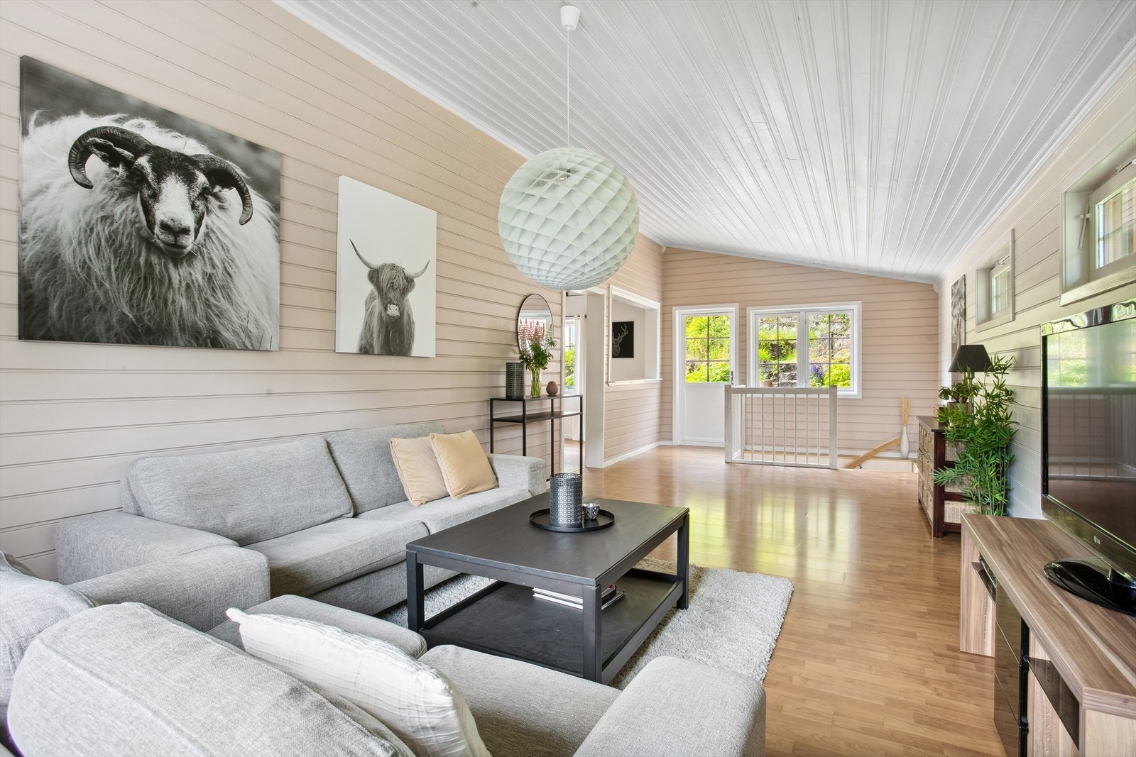 Til tross for at dette er en fritidsbolig har de siste eierne brukt stedet som en helårsbolig. Galleribilde