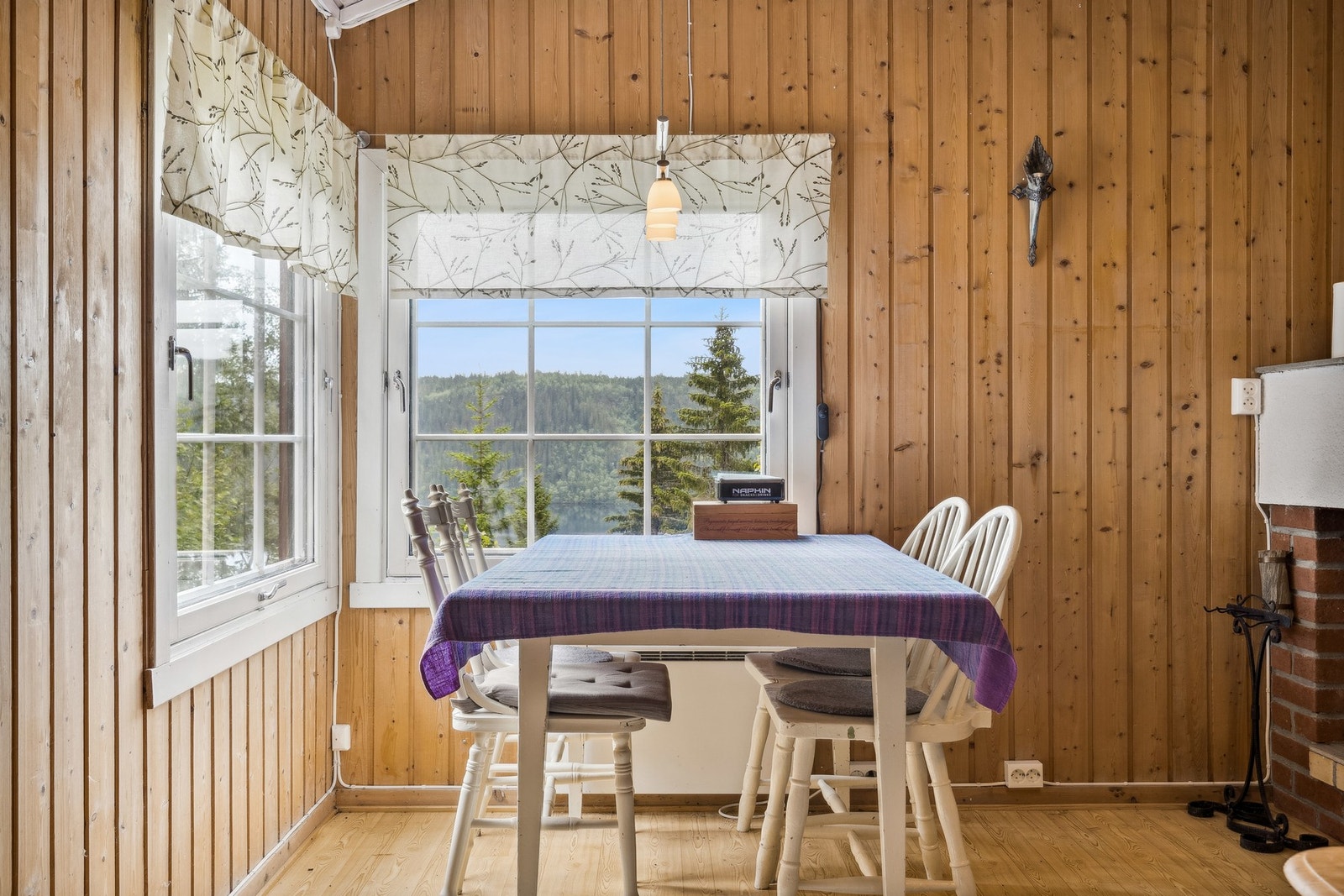 Utsikt fra stuebordet Galleribilde