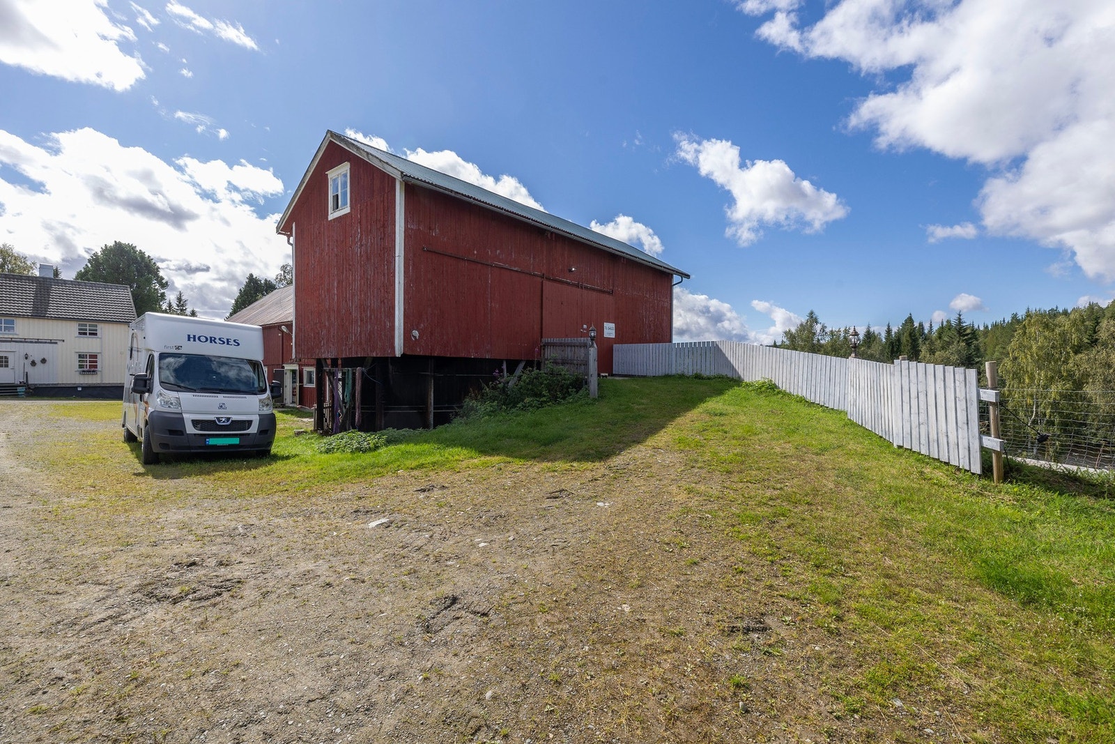 Låve/driftsbygning Galleribilde