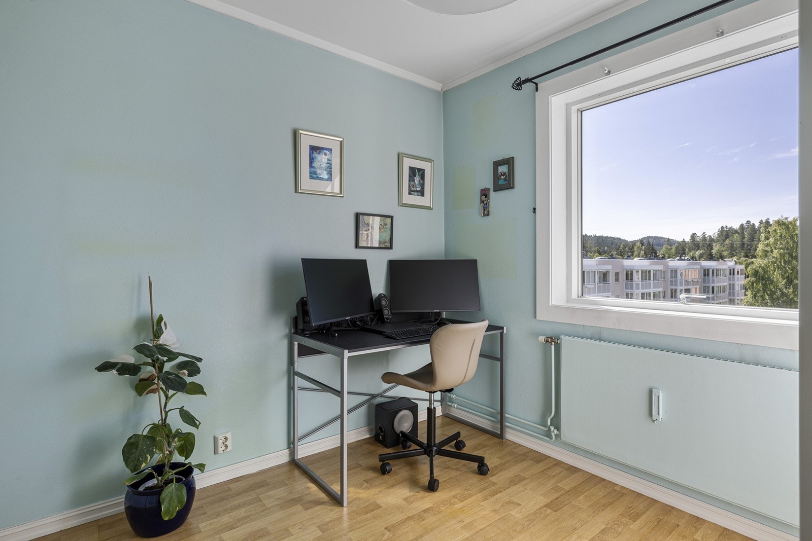 Soverom II blir i dag brukt som kontor. Her er det også god plass til seng og garderobe. Galleribilde