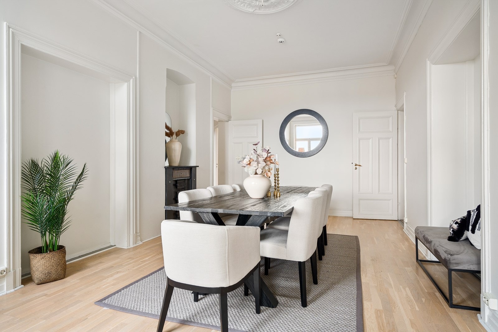 Leiligheten har stort potensial, men det er behov for modernisering. Galleribilde