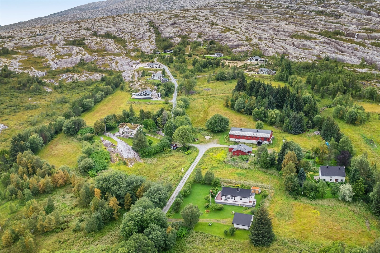 Eiendommen er på ca. 224 621,5 m2. Galleribilde