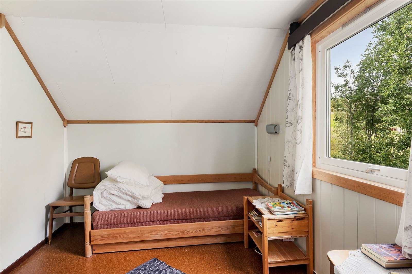 Soverom 1 av 3 i andre etasje. Galleribilde