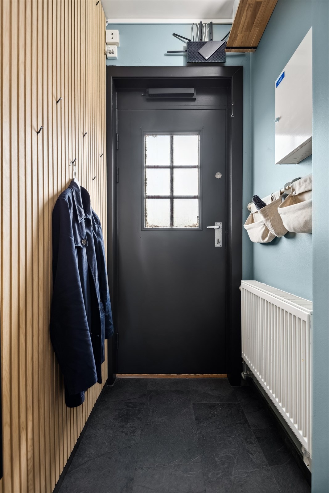 Inngangspartiet ønsker deg velkommen hjem - Velkommen til visning hos oss i Dælenenggata 3 A! Galleribilde
