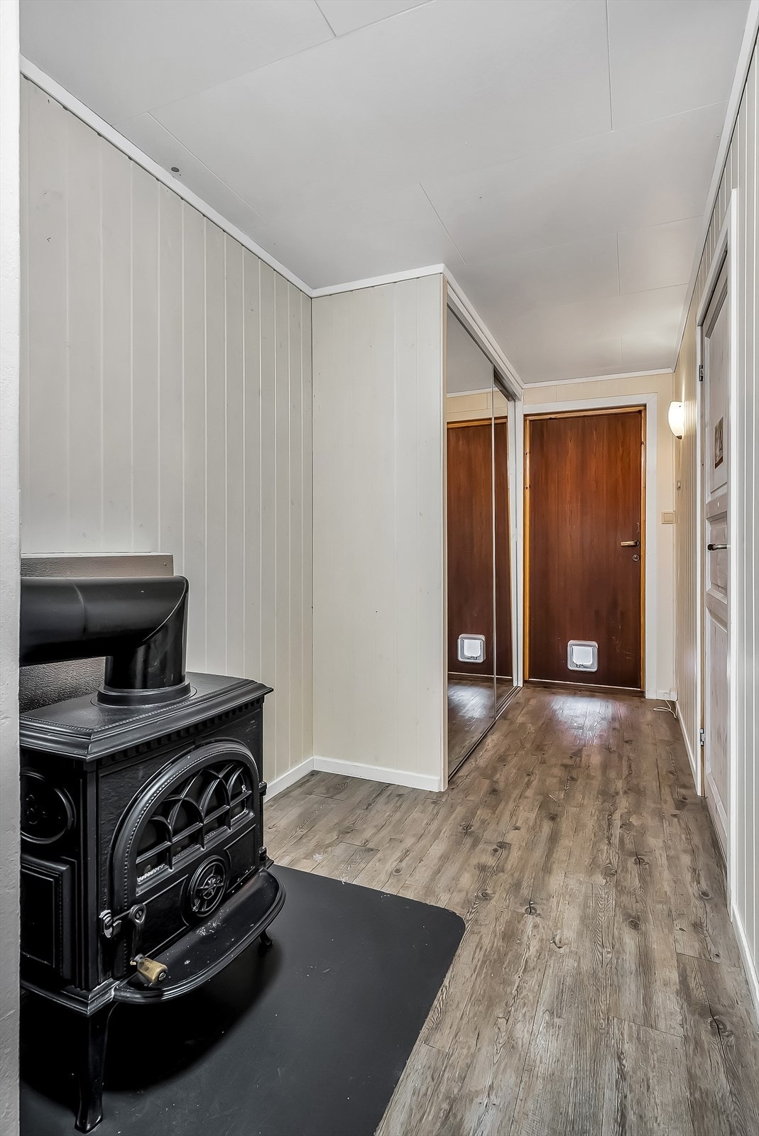 Bi-inngang i underetasjen Galleribilde