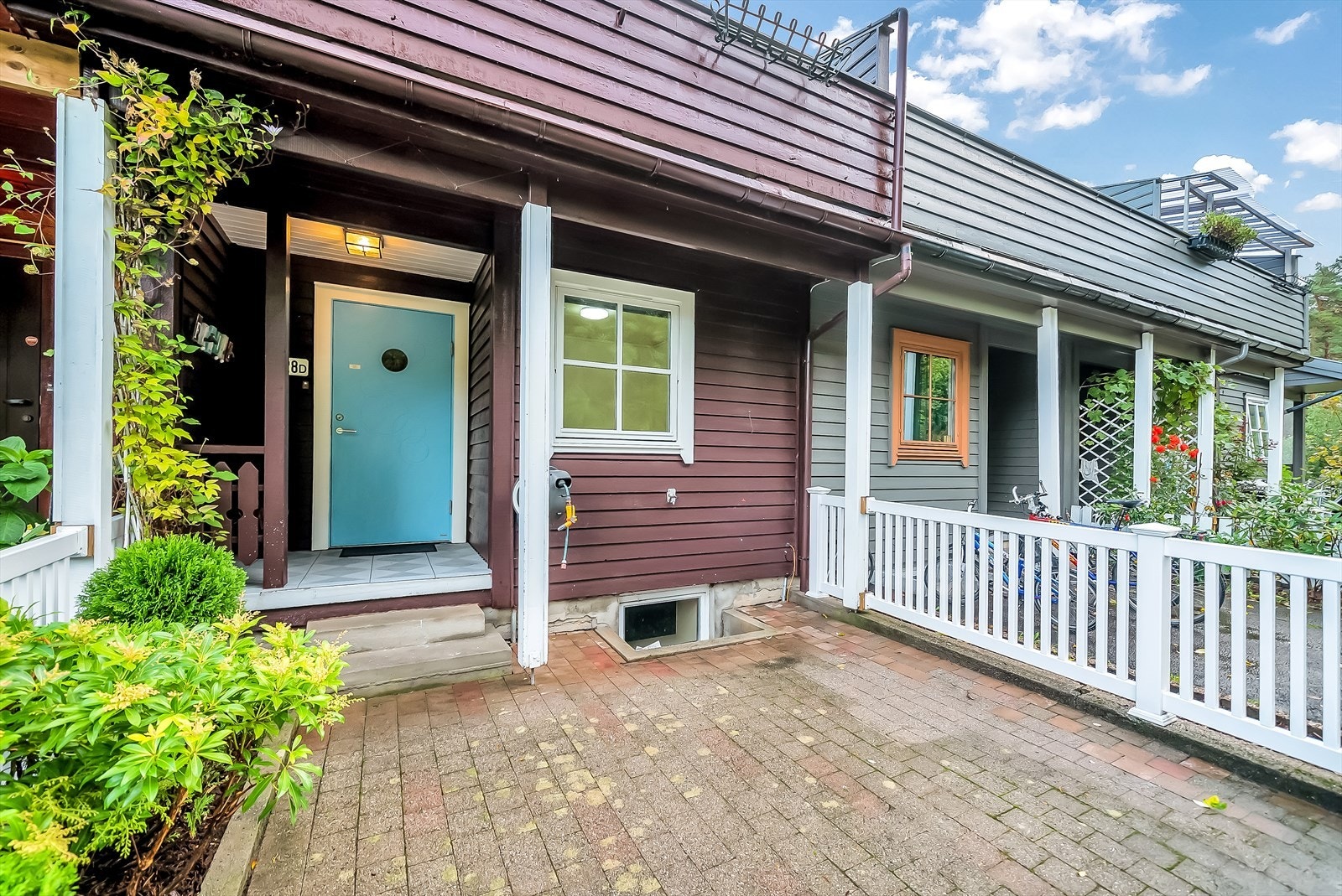 Overbygd inngangsparti Galleribilde