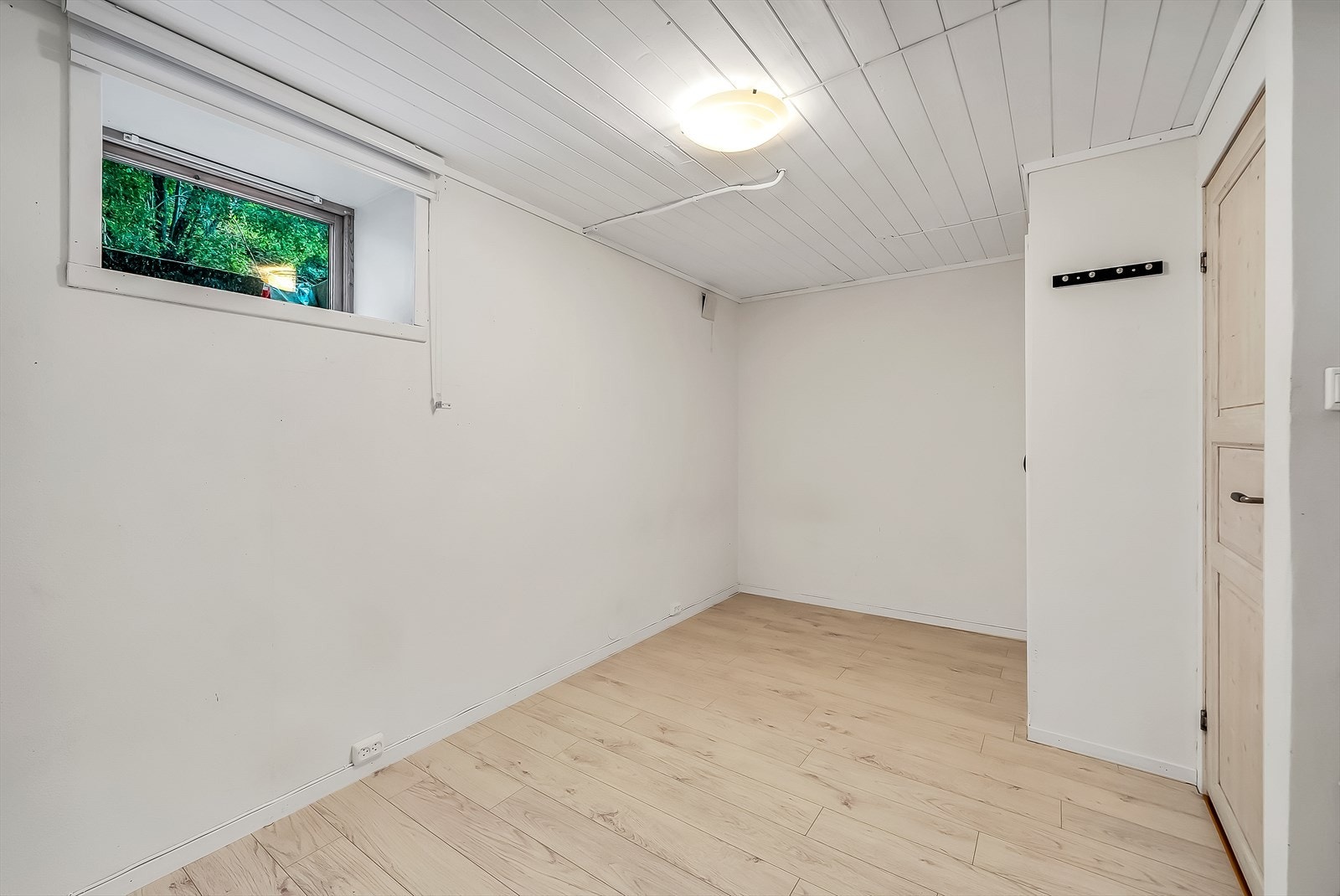 Rom i underetasjen Galleribilde