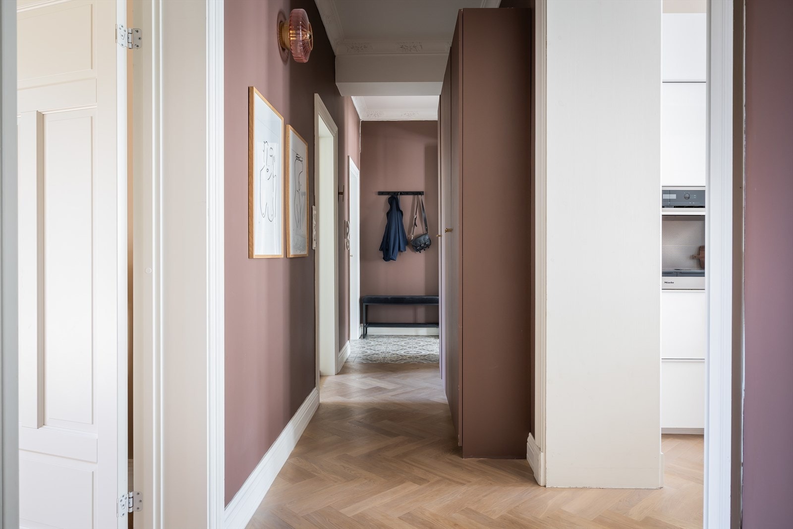 Hall/gang Galleribilde