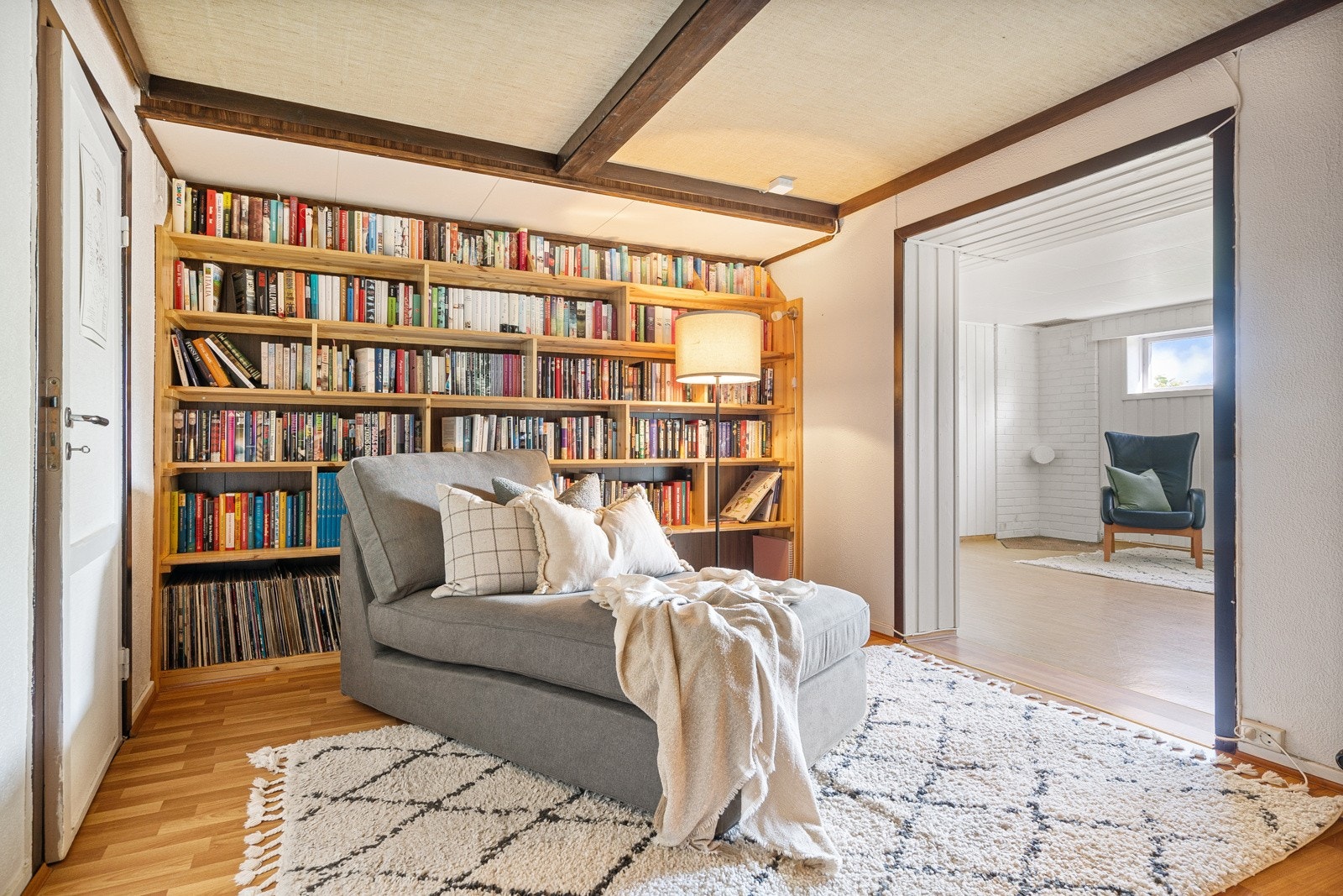 Her kan man nyte en god bok, samt en kopp te. Galleribilde