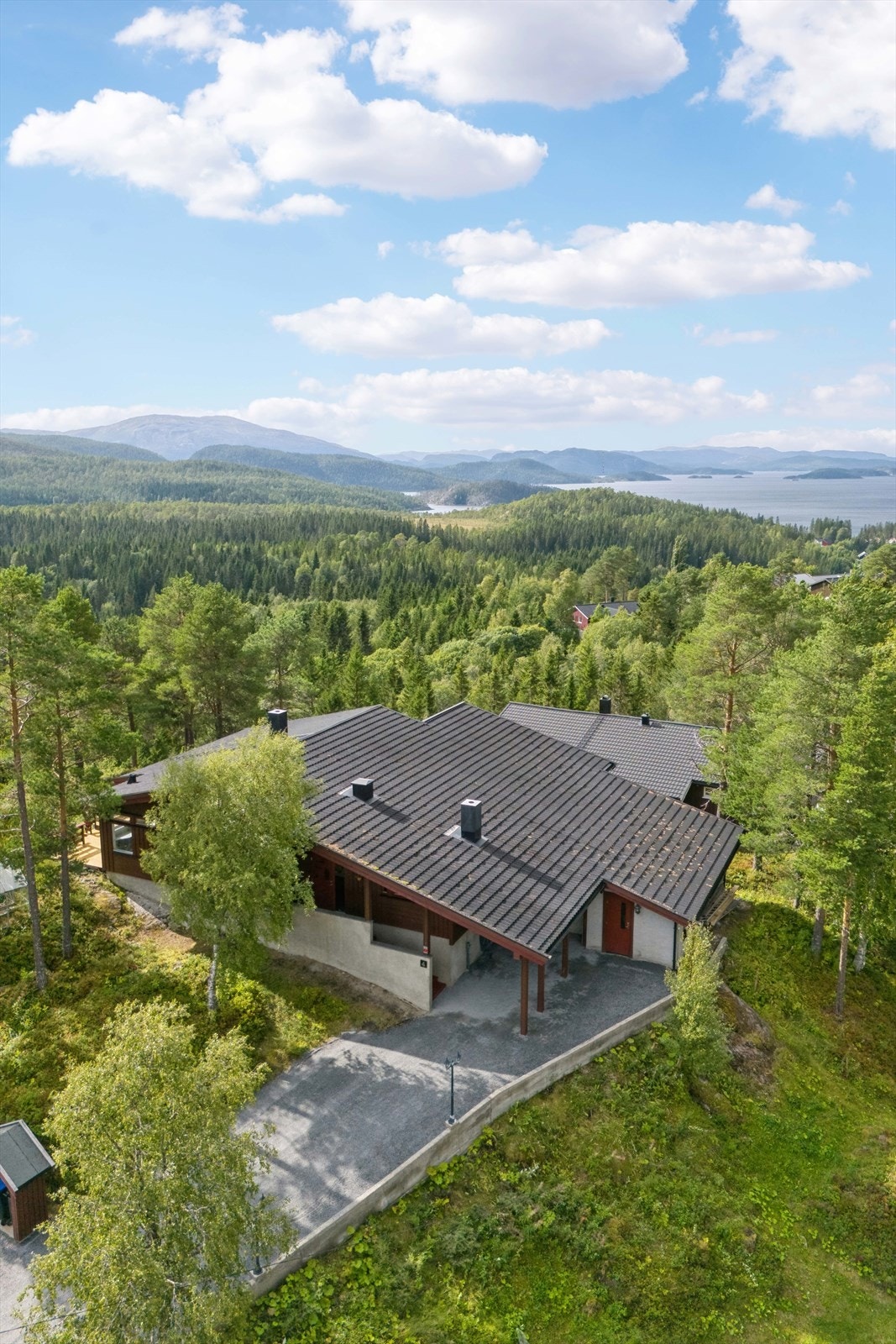 Velkommen til Tiurvegen 4 Galleribilde