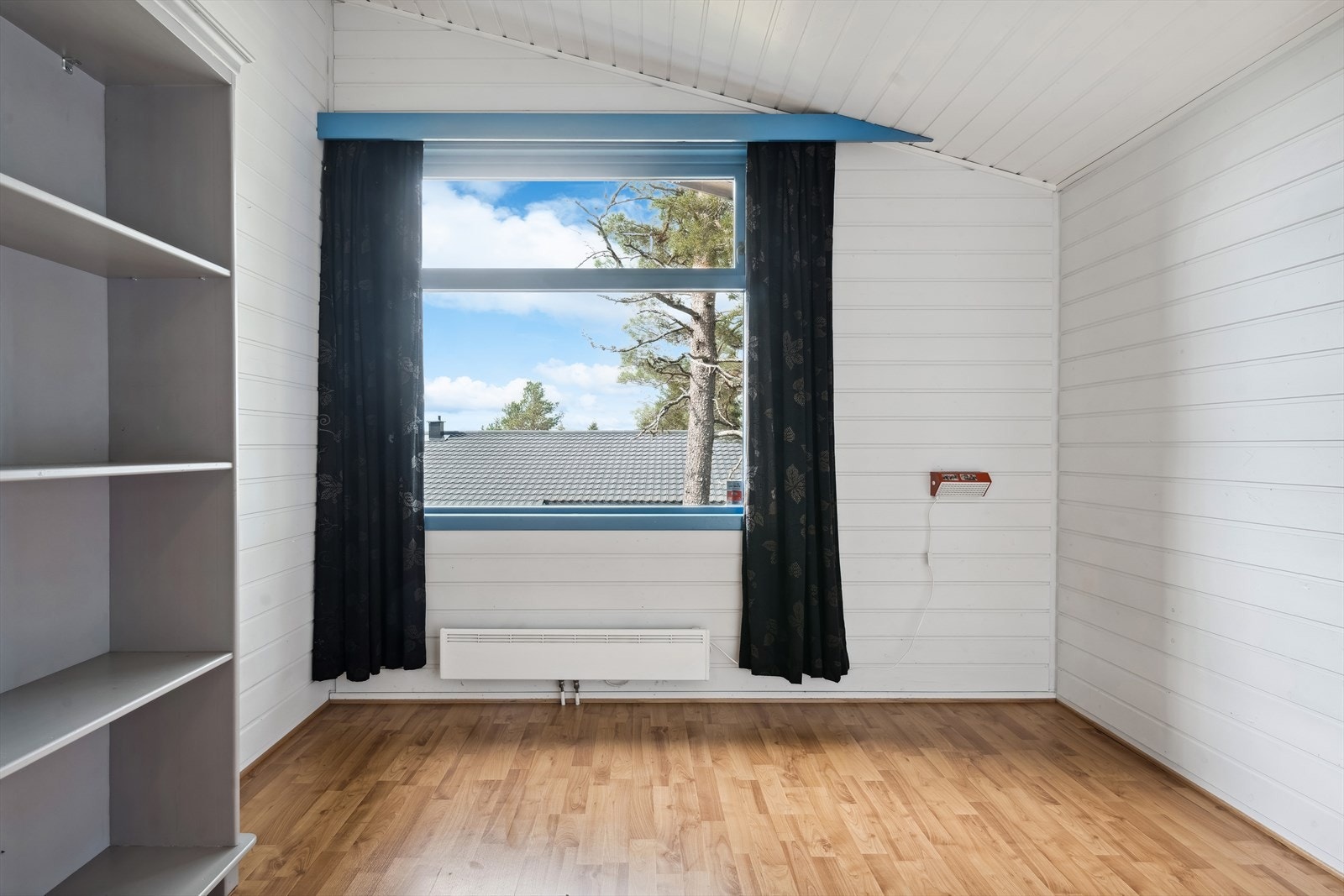 5 stk. soverom i boligen. De er fra ca. 7 kvm opp til 13,5 kvm. Galleribilde