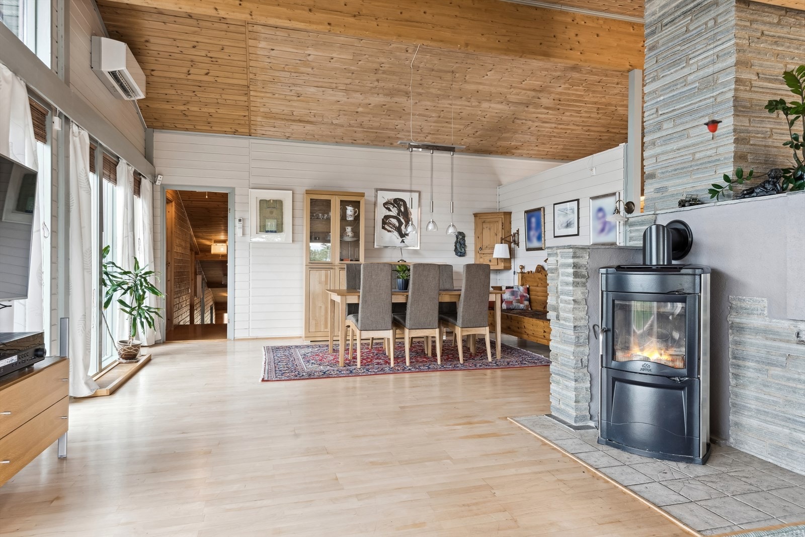 Stue mot spisestue Galleribilde