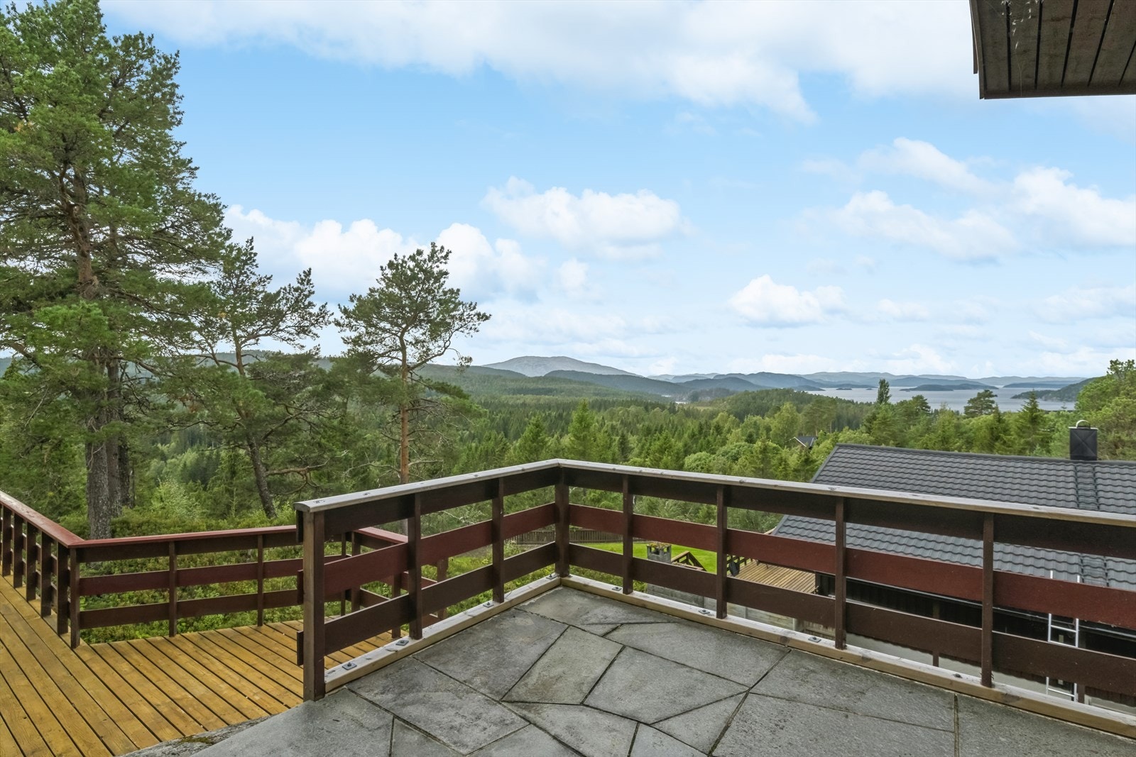 Utsikt fra veranda Galleribilde