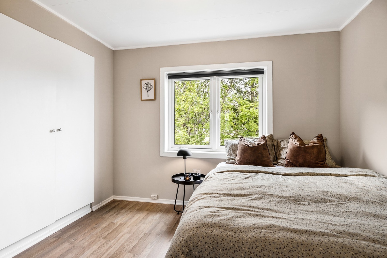 Soverom med innebygd garderobe Galleribilde