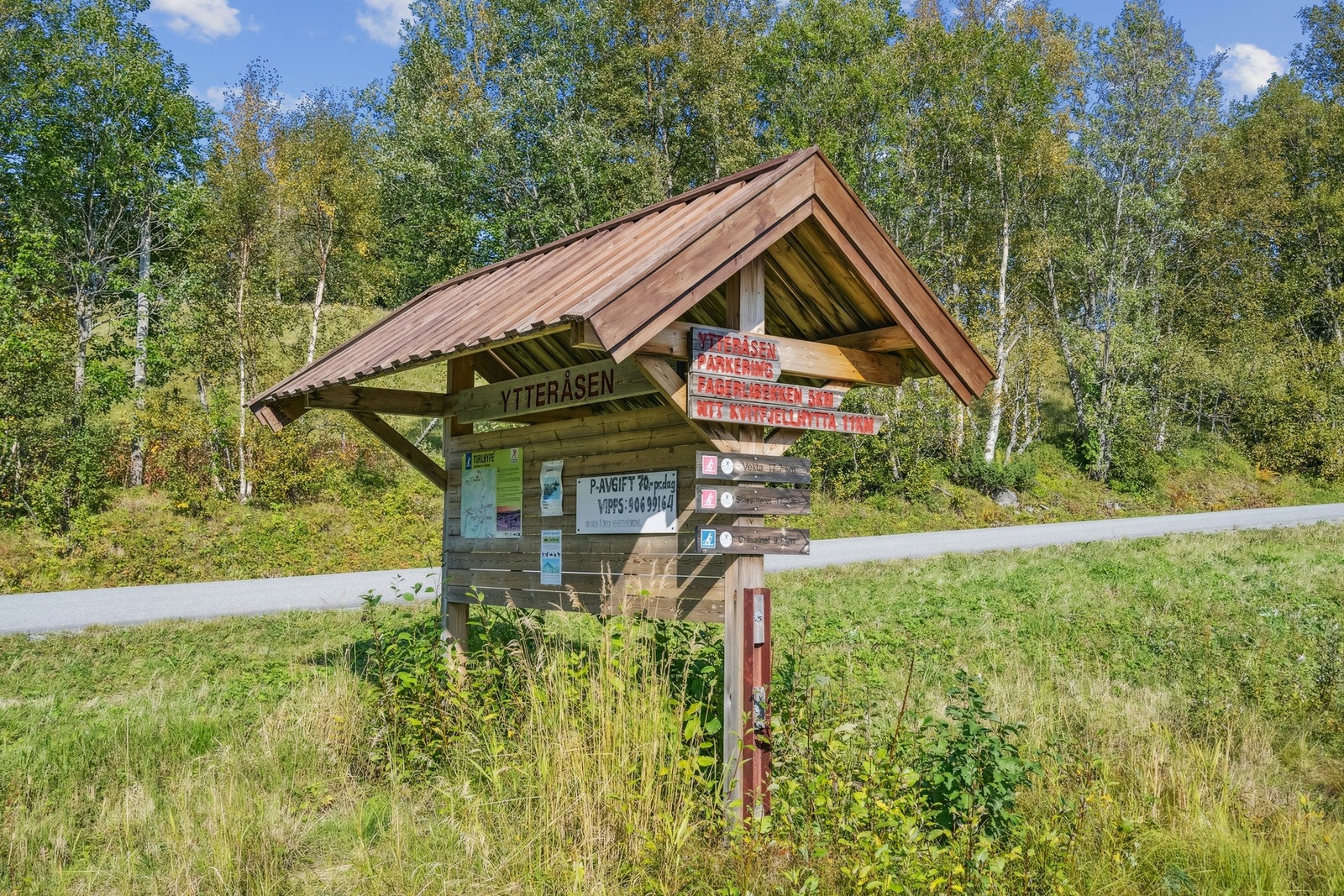 Hoset kultursti ligger i kort avstand fra eiendommen. Galleribilde