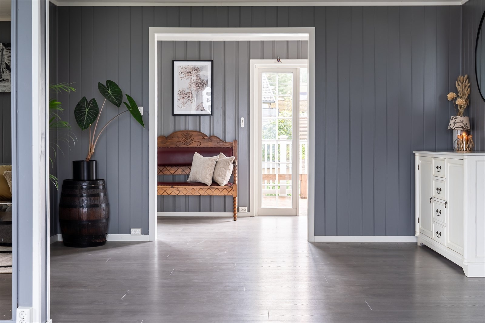 Hele leiligheten er oppgaradert i nyere tid og fremstår som innflytningsklar. Galleribilde