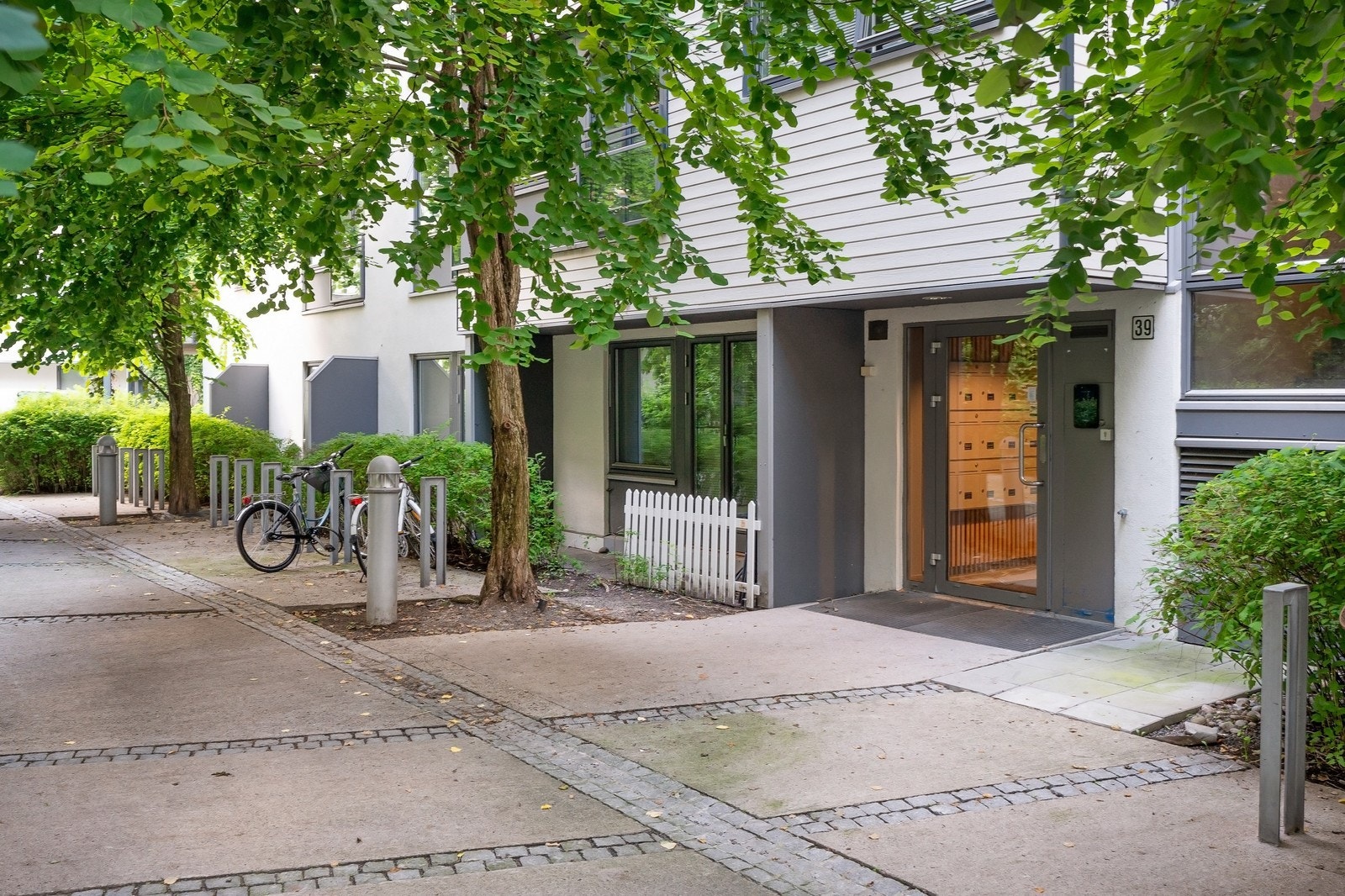 Utemoråde Galleribilde