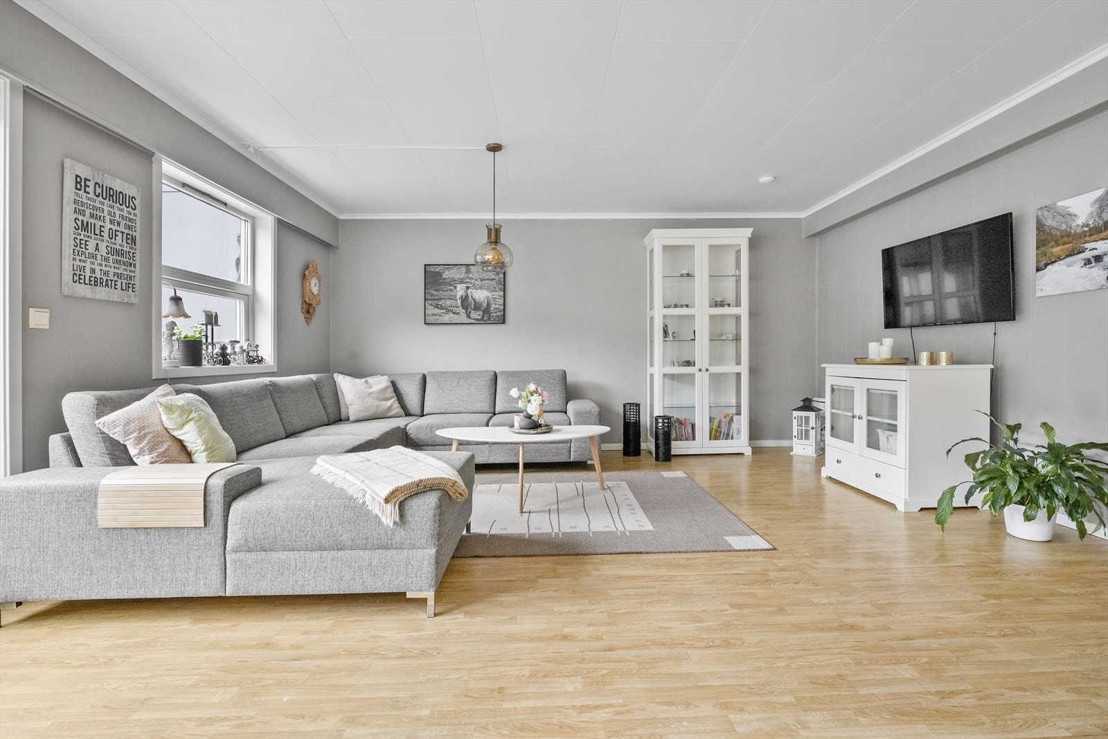 - Leiligheten er på ca. 140m2 og har en romslig og praktisk planløsning - Galleribilde