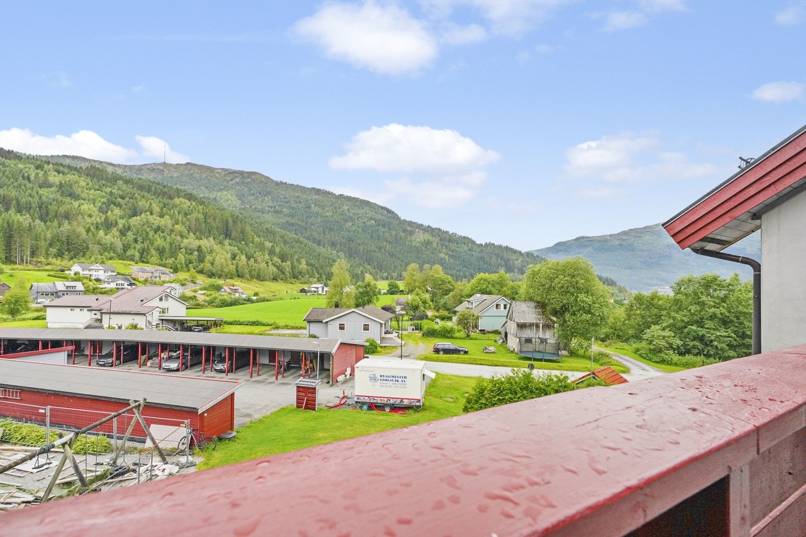 - Landlig og fin utsikt - Galleribilde