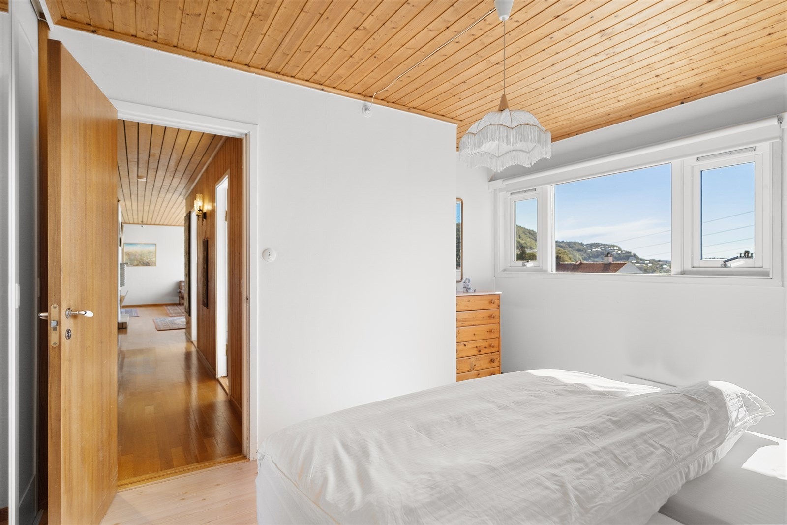 Syv vinduer på soverommene ble skiftet i 2006. Galleribilde